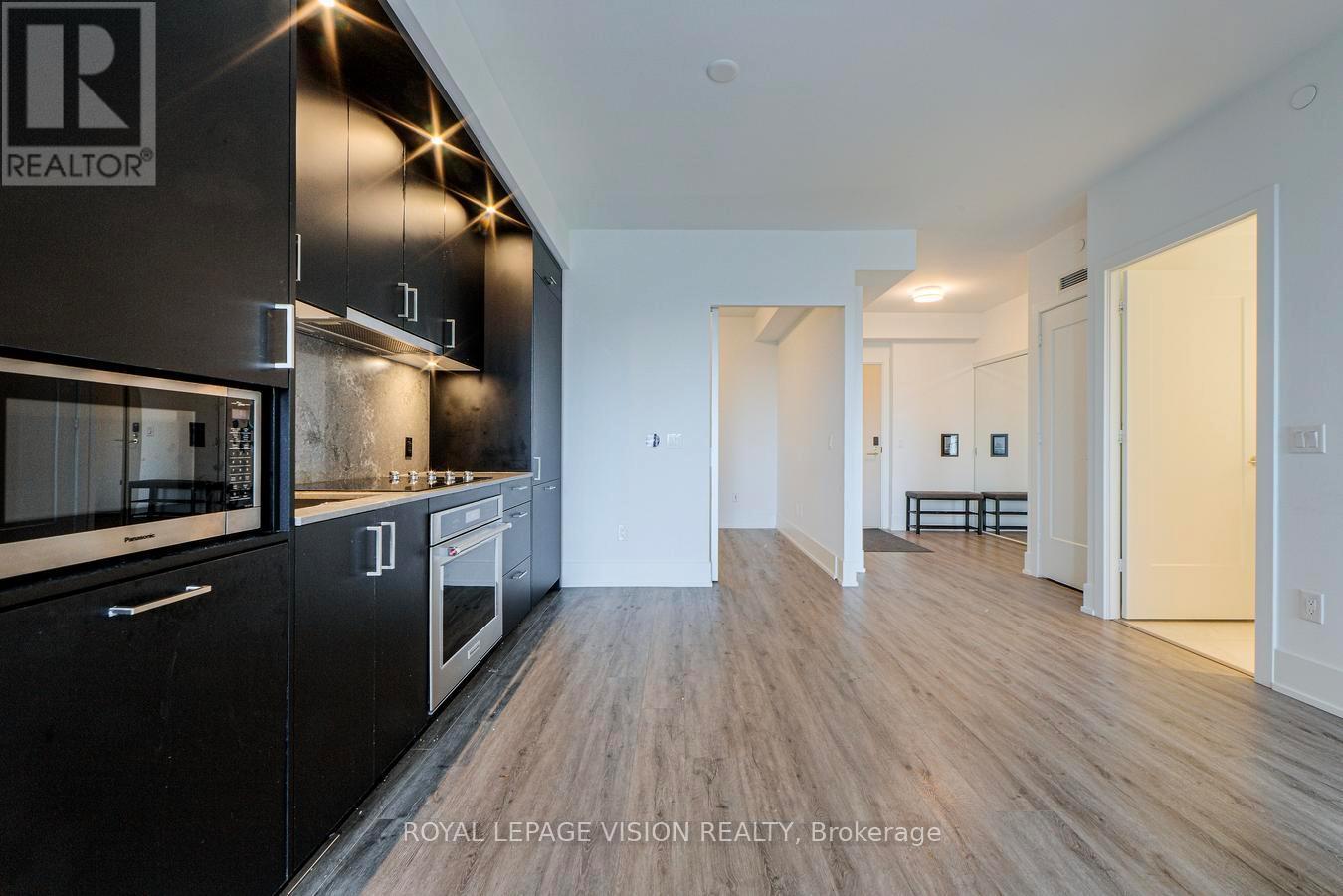 1103 - 480 Front Street W, Toronto, Ontario  M5V 0V6 - Photo 2 - C12642568