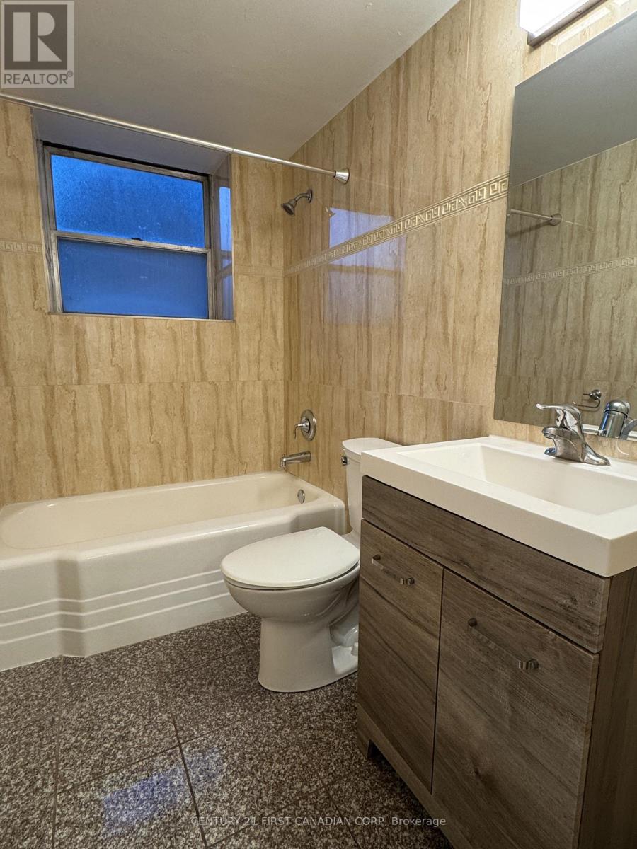 108 - 75 High Street, London South, Ontario  N6C 4J8 - Photo 3 - X12458505