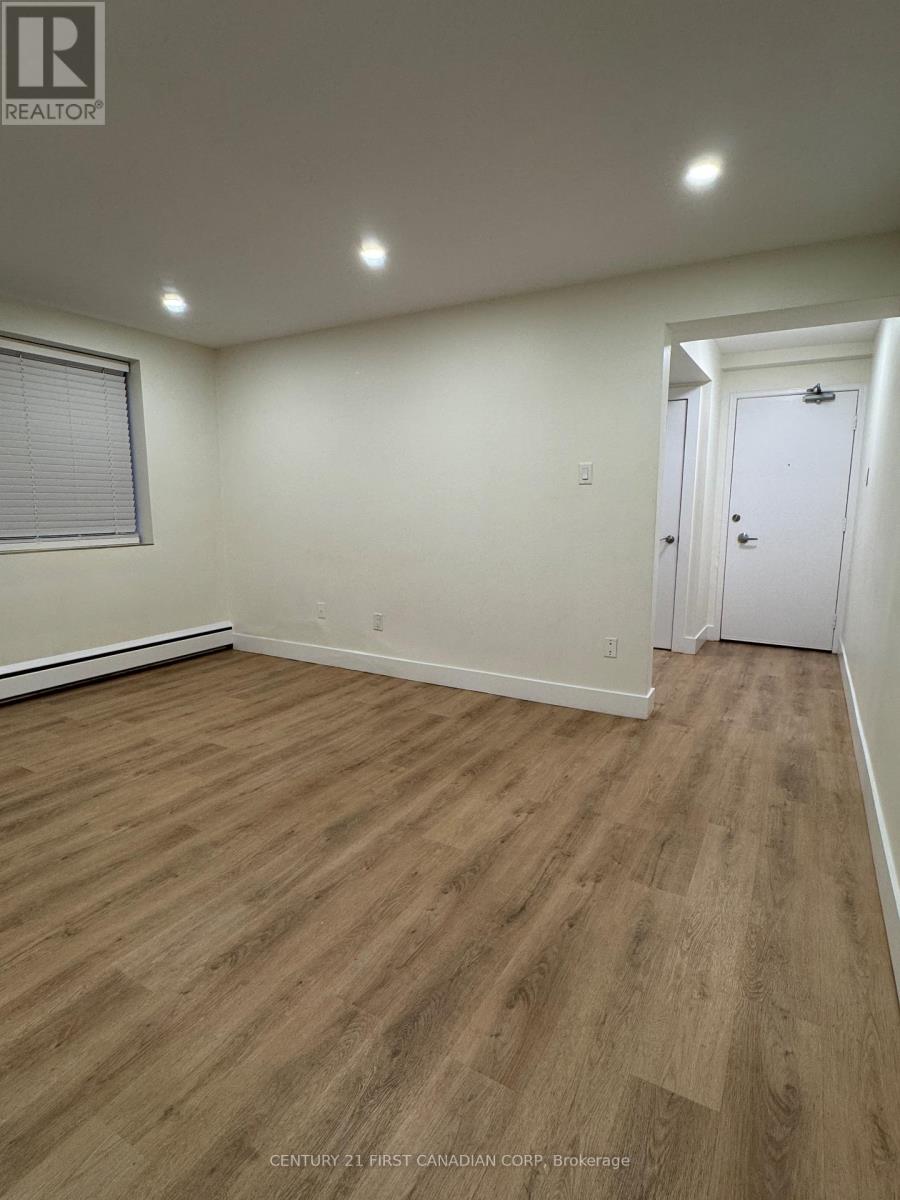 108 - 75 High Street, London South, Ontario  N6C 4J8 - Photo 6 - X12458505