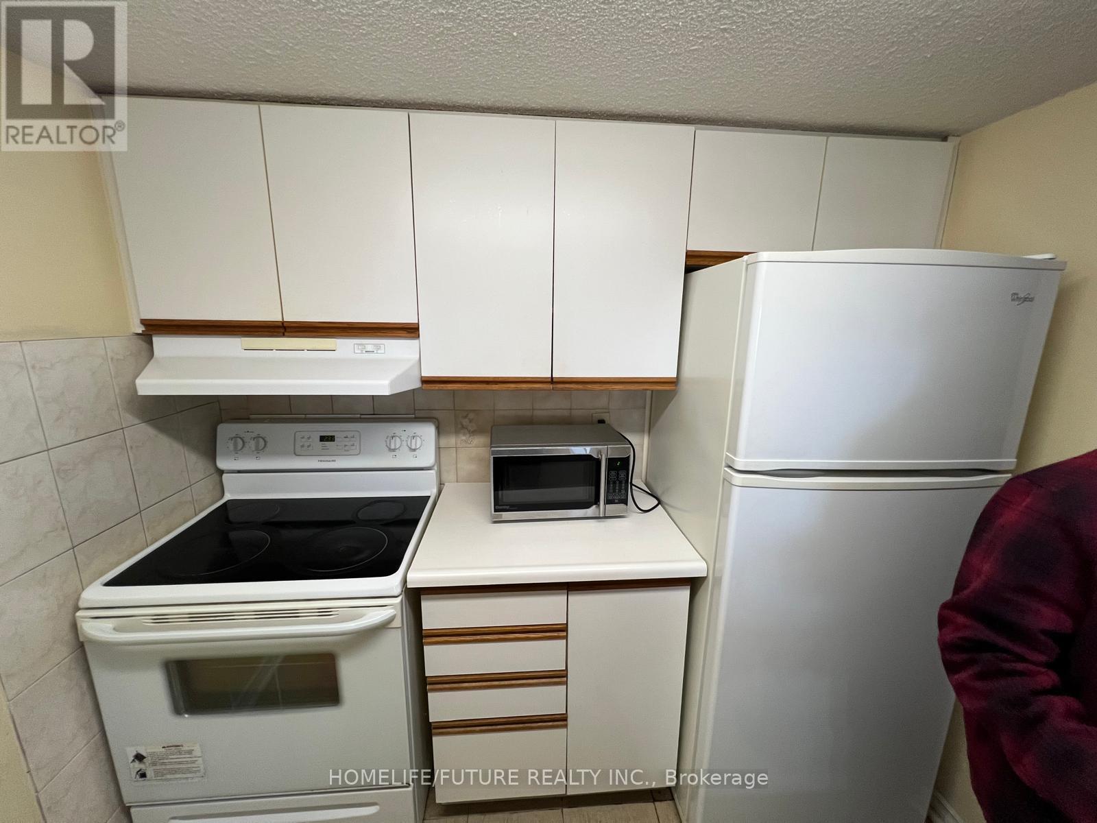 612 - 150 Alton Towers Circle, Toronto, Ontario  M1V 4X7 - Photo 3 - E12642552