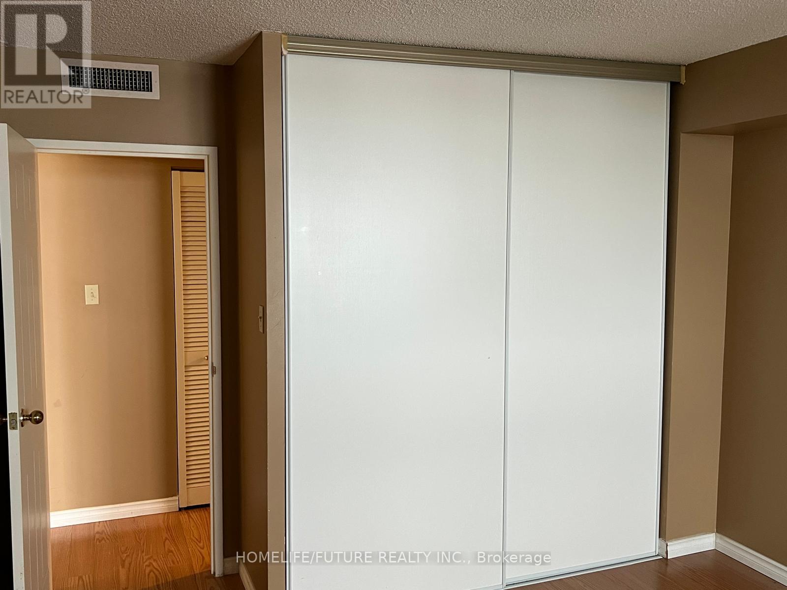 612 - 150 Alton Towers Circle, Toronto, Ontario  M1V 4X7 - Photo 7 - E12642552