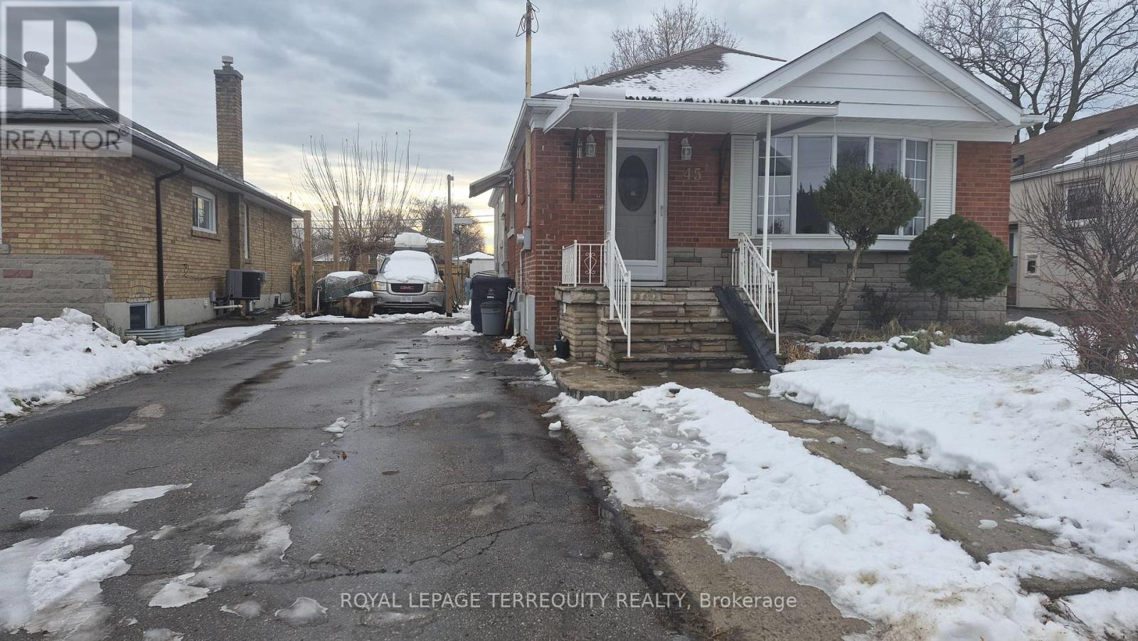 45 FORBES ROAD, Toronto, Ontario