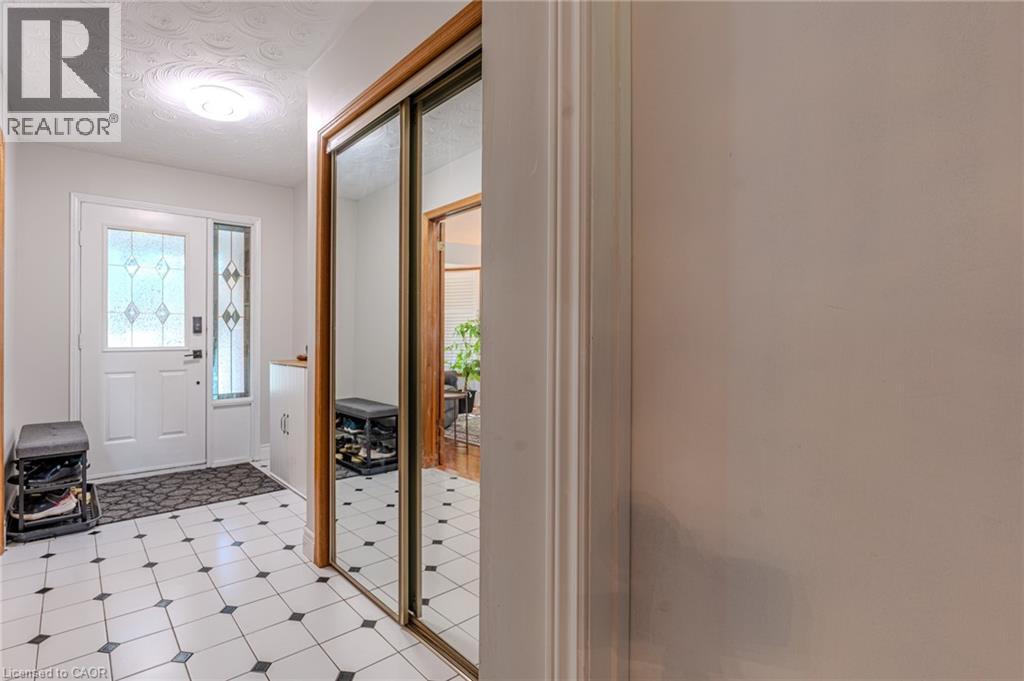 14 Windstar Place Unit# Upper, Hamilton, Ontario  L9C 7H1 - Photo 18 - 40776413