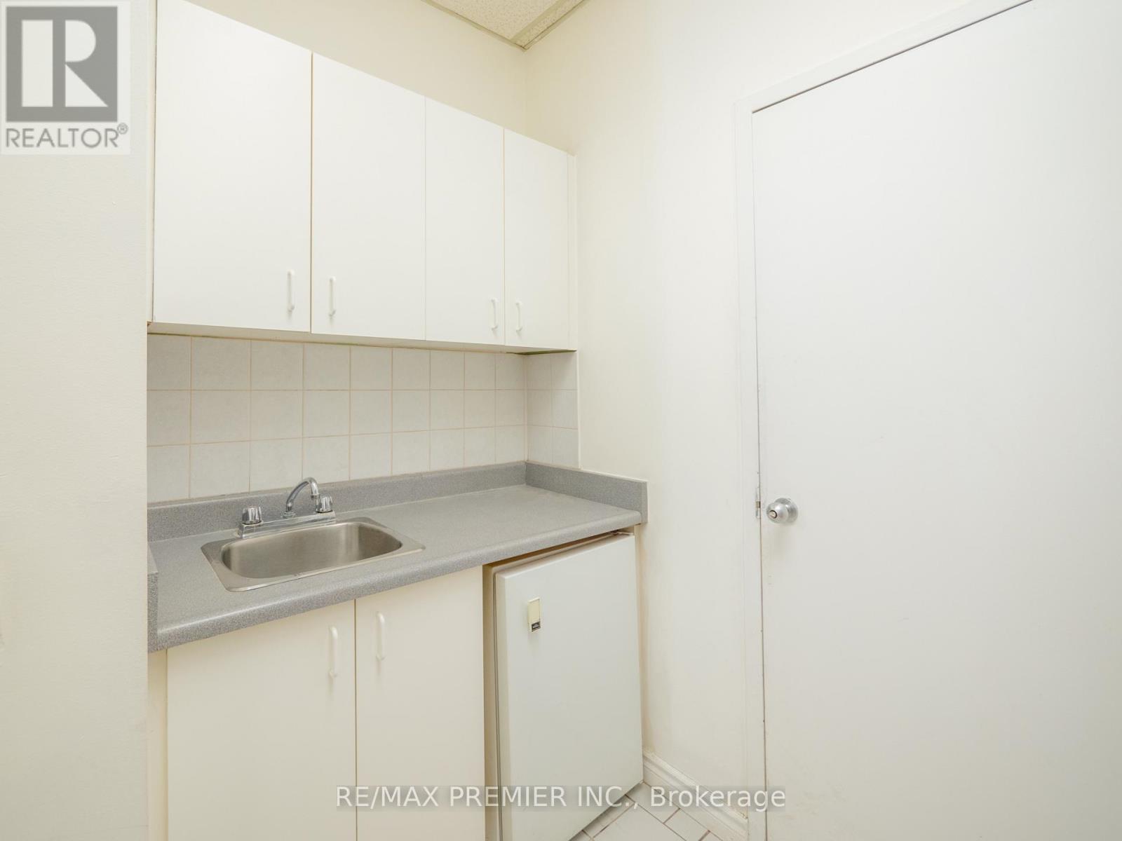 17 - 50 Ritin Lane, Vaughan, Ontario  L4K 4C9 - Photo 7 - N12642478