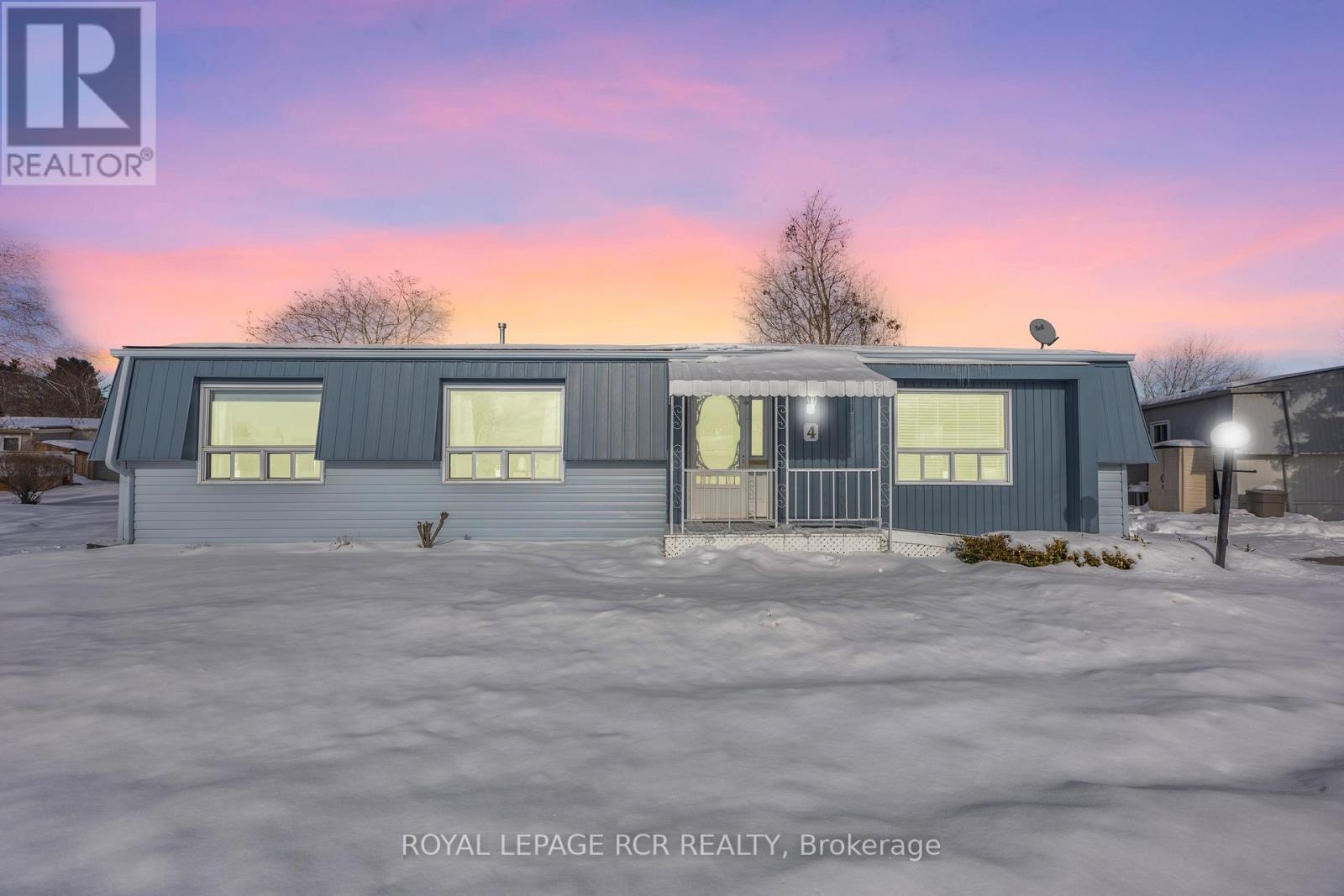 4 LINDEN LANE, Innisfil, Ontario