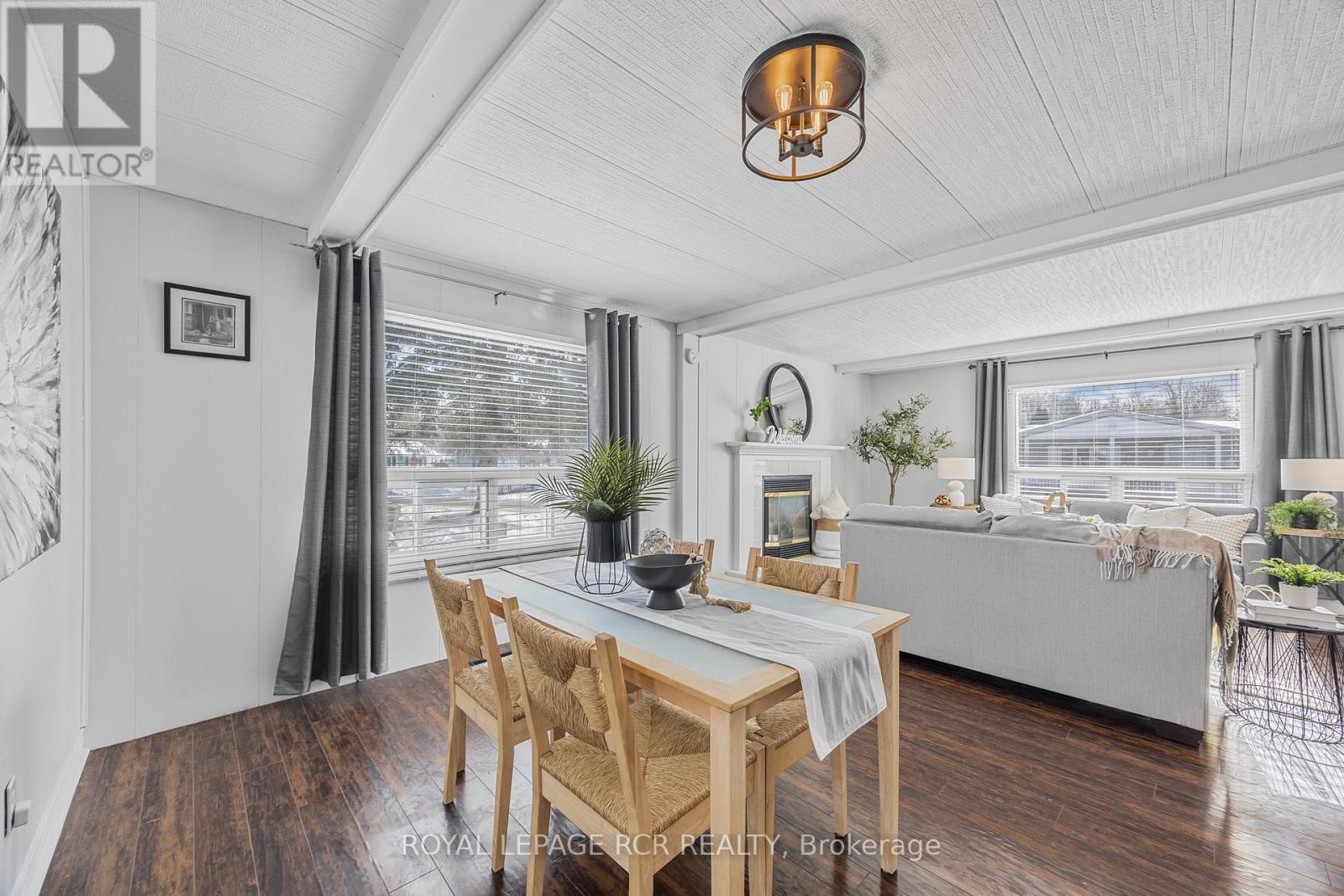 4 Linden Lane, Innisfil, Ontario  L9S 1P4 - Photo 15 - N12642520