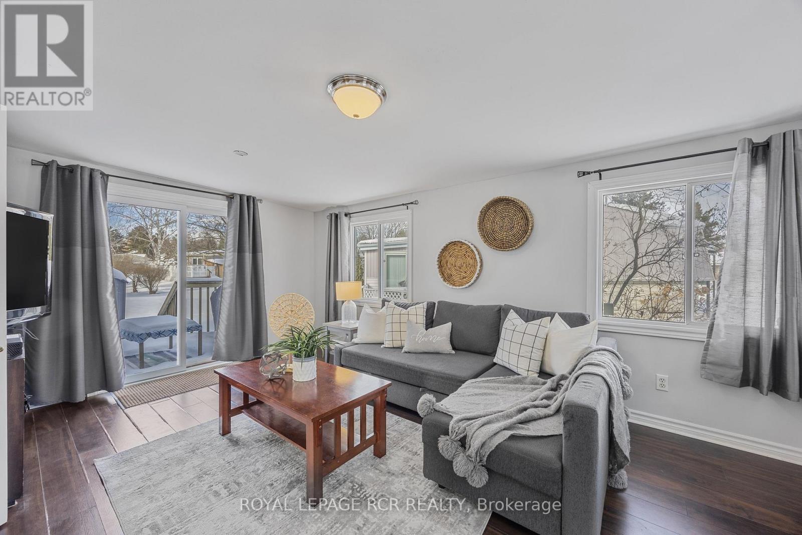 4 Linden Lane, Innisfil, Ontario  L9S 1P4 - Photo 23 - N12642520