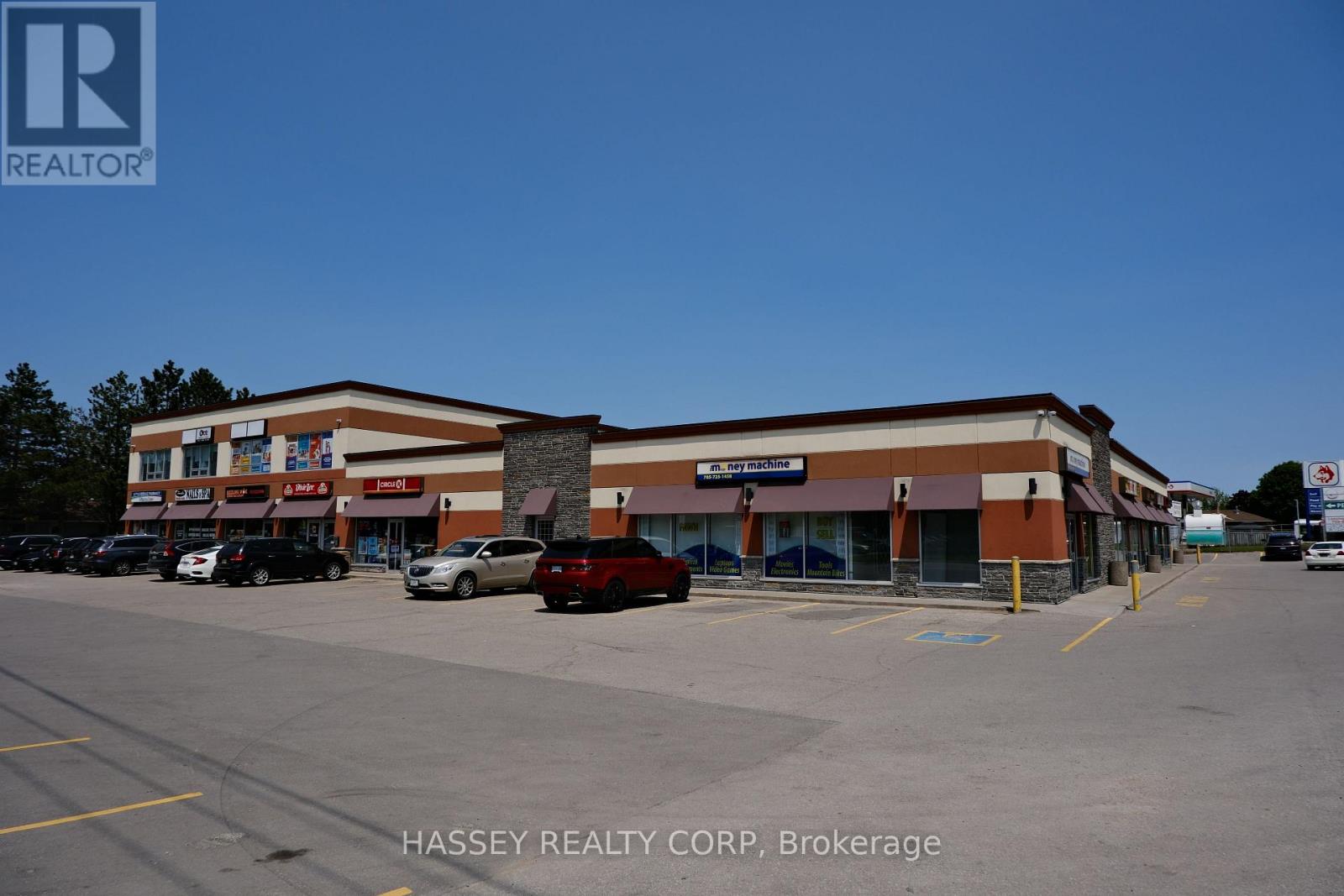 C - 110 Little Avenue, Barrie (Allandale Heights), Ontario  L4N 4K8 - Photo 2 - S12642602