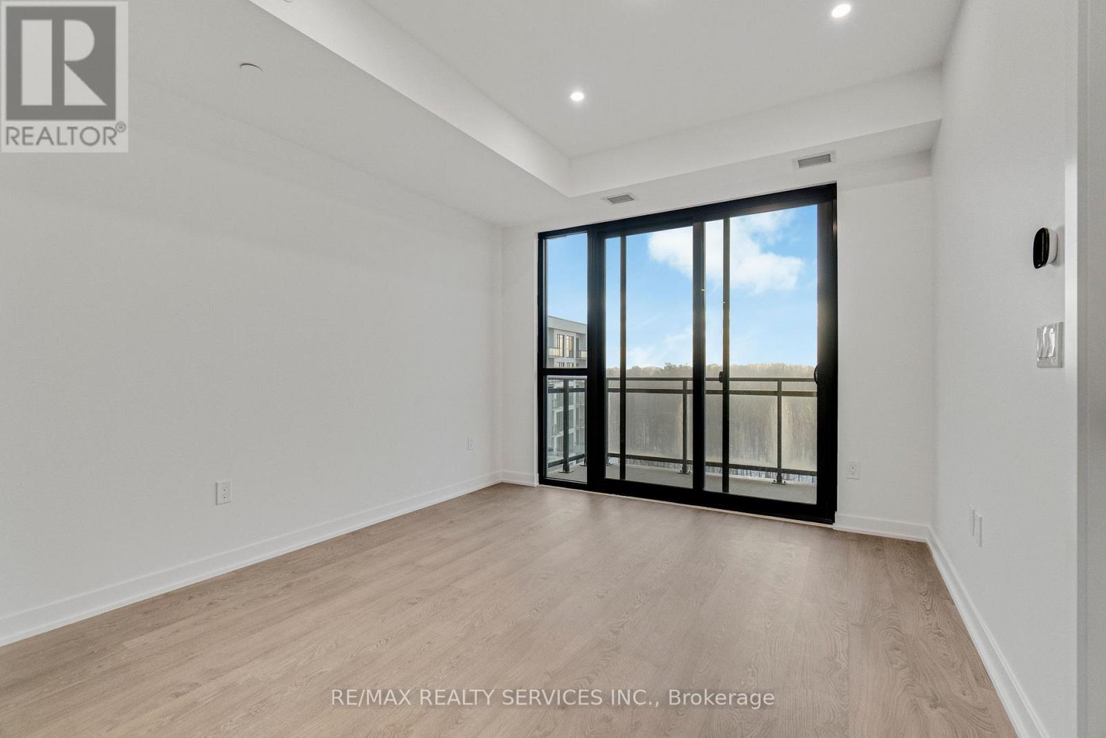 709 - 720 Whitlock Avenue, Milton, Ontario  L9E 2B5 - Photo 13 - W12642580