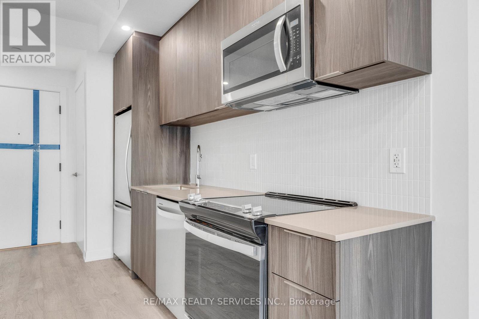 709 - 720 Whitlock Avenue, Milton, Ontario  L9E 2B5 - Photo 14 - W12642580