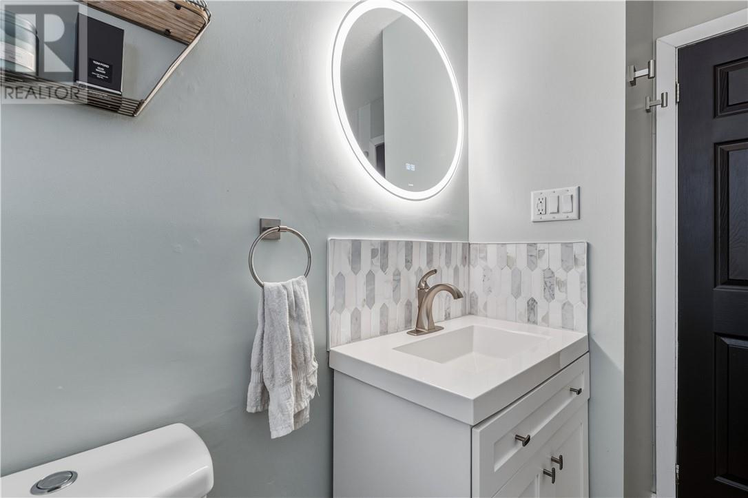 3930 Macmillan Drive, Val Caron, Ontario  P3N 1H9 - Photo 11 - 2125940