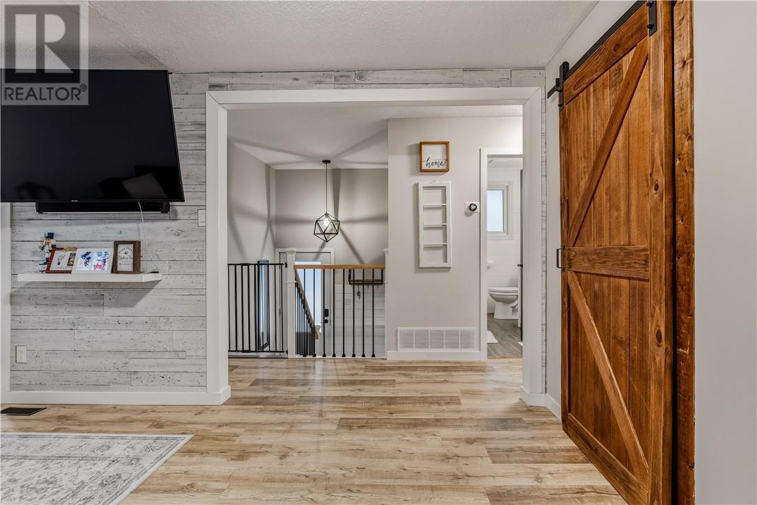 3930 Macmillan Drive, Val Caron, Ontario  P3N 1H9 - Photo 9 - 2125940