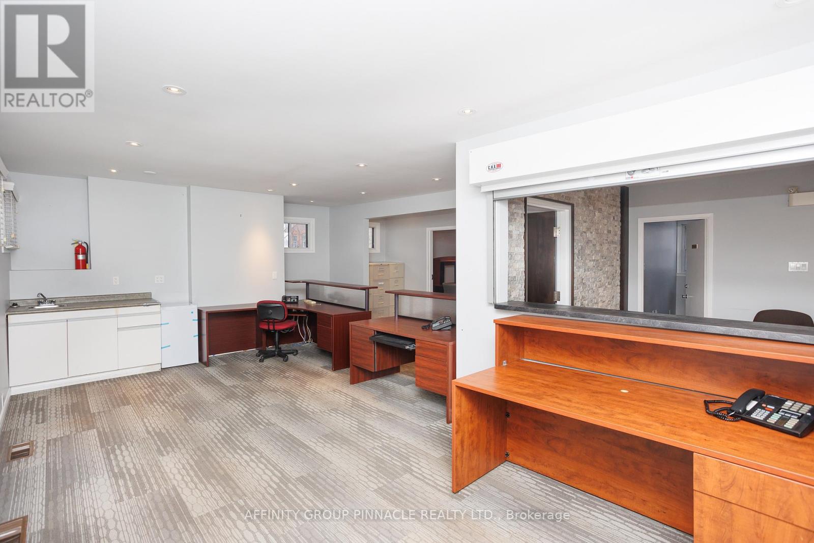 47 Lindsay Street S, Kawartha Lakes, Ontario  K9V 2M1 - Photo 18 - X12642682