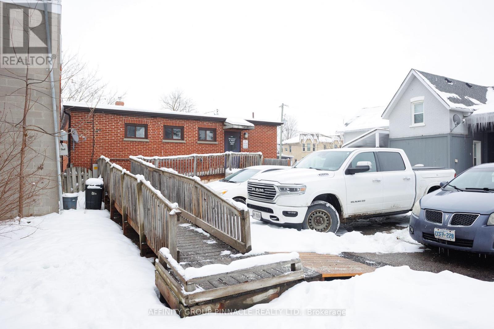 47 Lindsay Street S, Kawartha Lakes, Ontario  K9V 2M1 - Photo 7 - X12642682