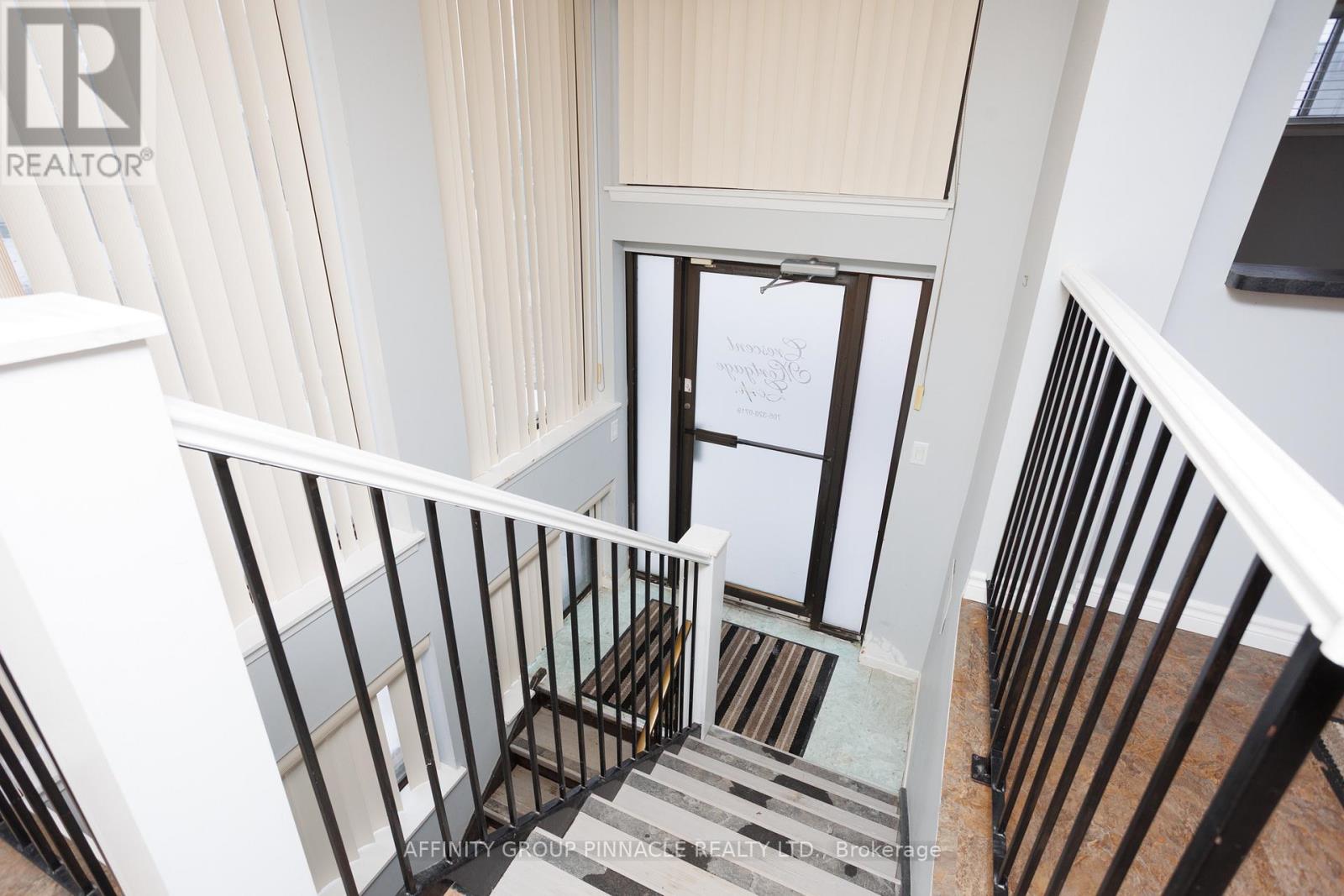 47 Lindsay Street S, Kawartha Lakes, Ontario  K9V 2M1 - Photo 9 - X12642682