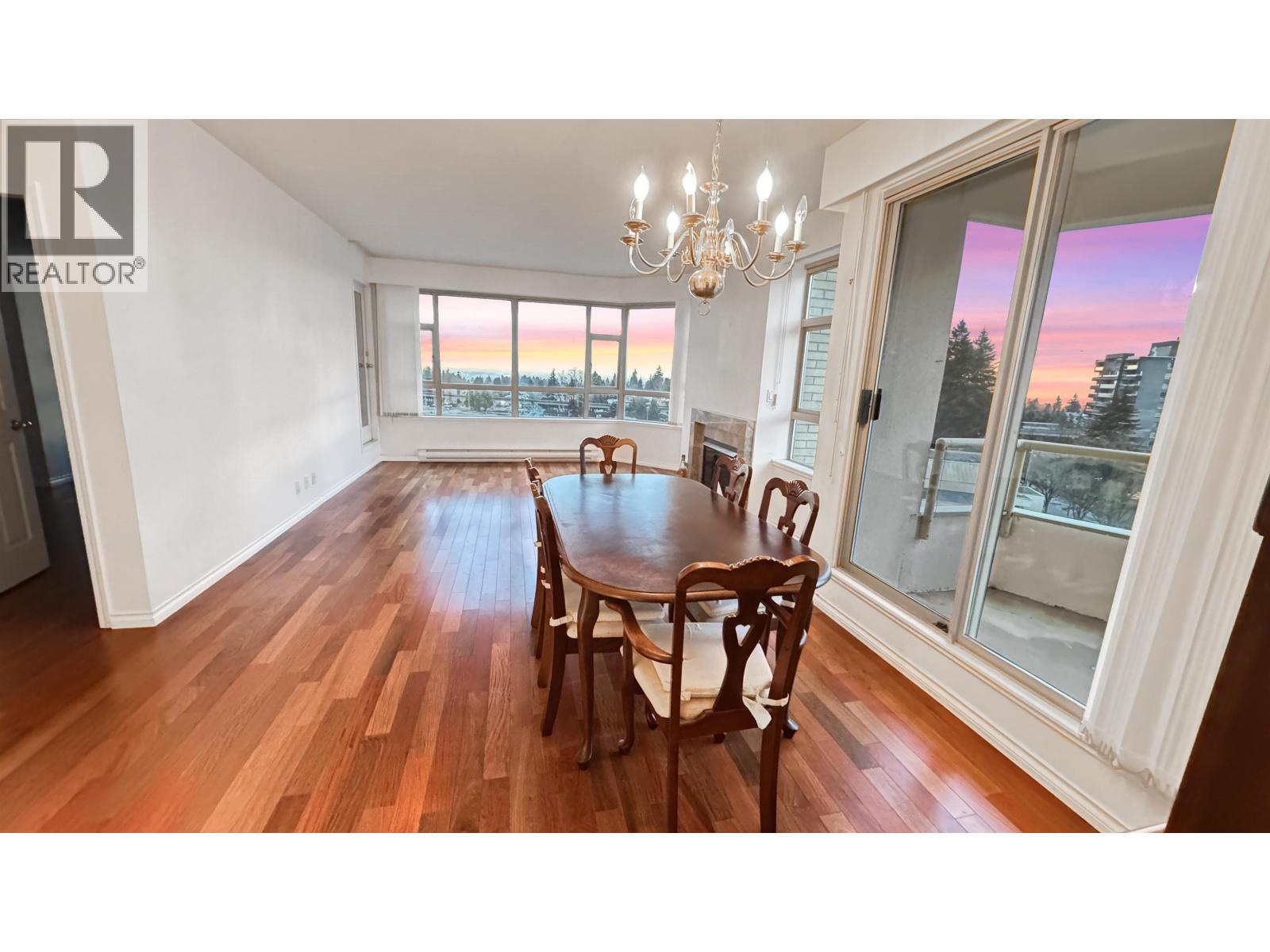 903 4830 BENNETT STREET, Burnaby, British Columbia