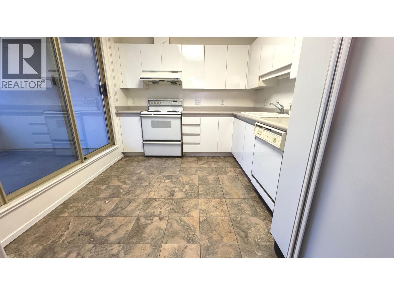 903 4830 Bennett Street, Burnaby, British Columbia  V5H 4P6 - Photo 9 - R3071939