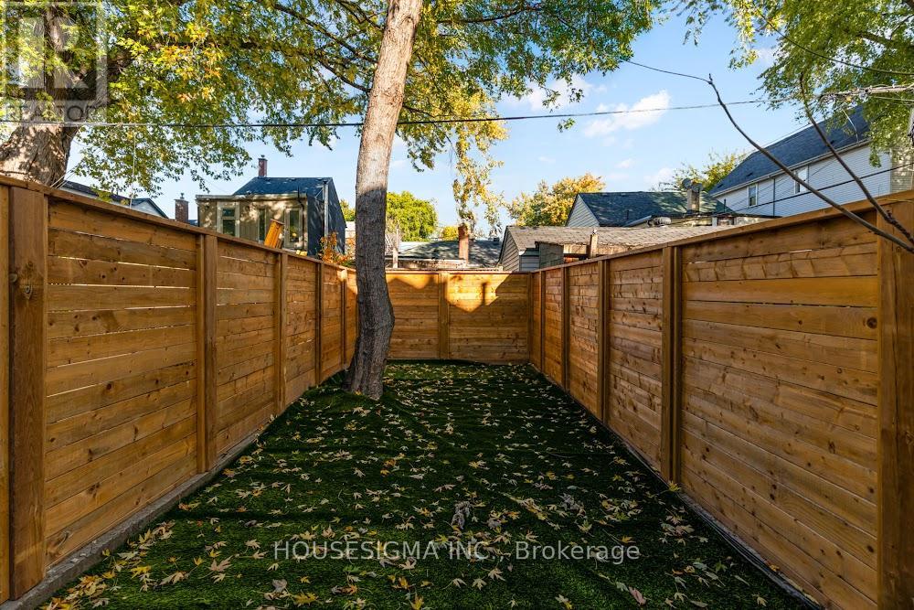 732 Adelaide Street W, Toronto, Ontario  M6J 1B1 - Photo 28 - C12642562