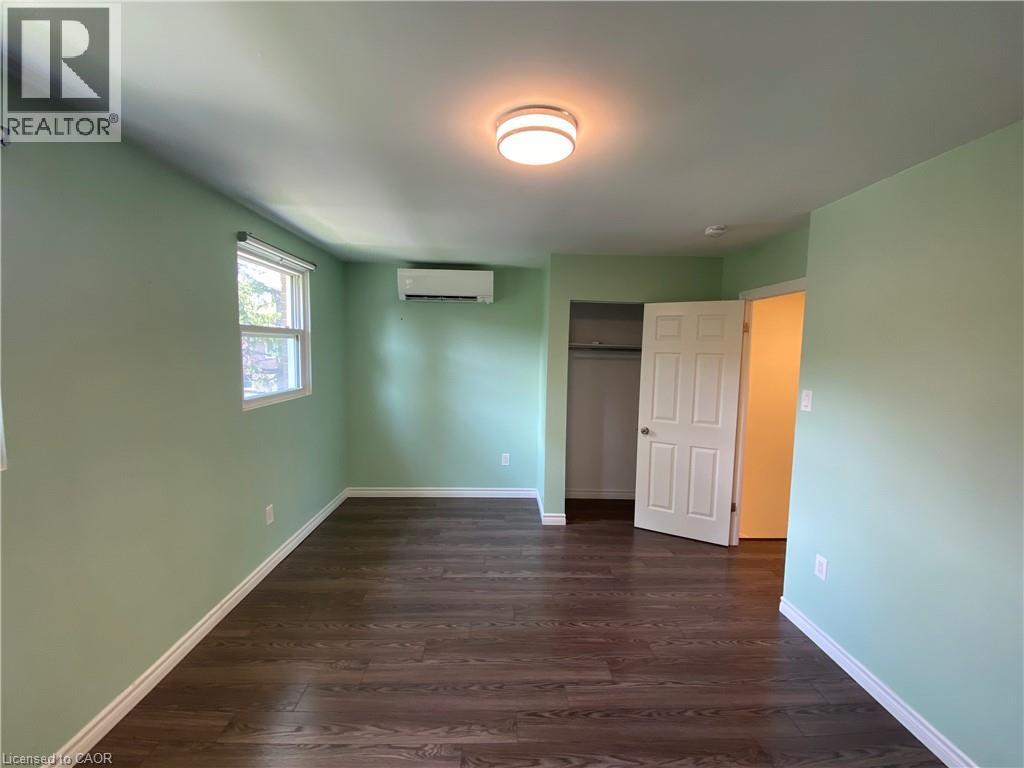 160 Westcourt Place, Waterloo, Ontario  N2L 2R7 - Photo 15 - 40780249