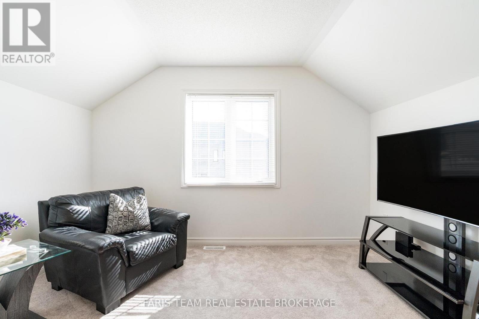 1 Harvest Crescent, Barrie, Ontario  L9J 0T3 - Photo 26 - S12489698