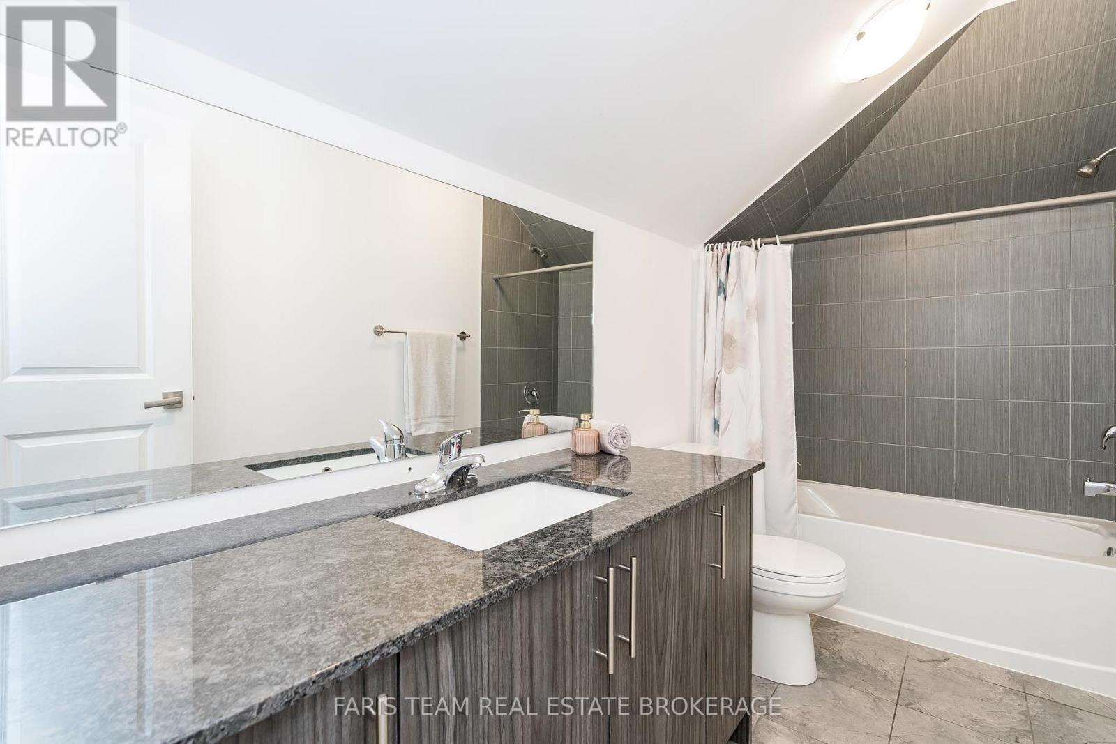 1 Harvest Crescent, Barrie, Ontario  L9J 0T3 - Photo 29 - S12489698