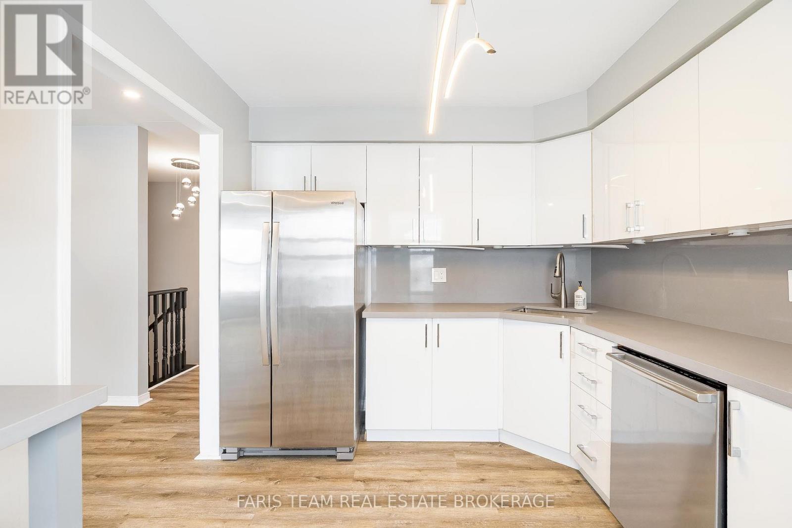 34 - 120 D'ambrosio Drive, Barrie, Ontario  L4N 7W3 - Photo 6 - S12551204