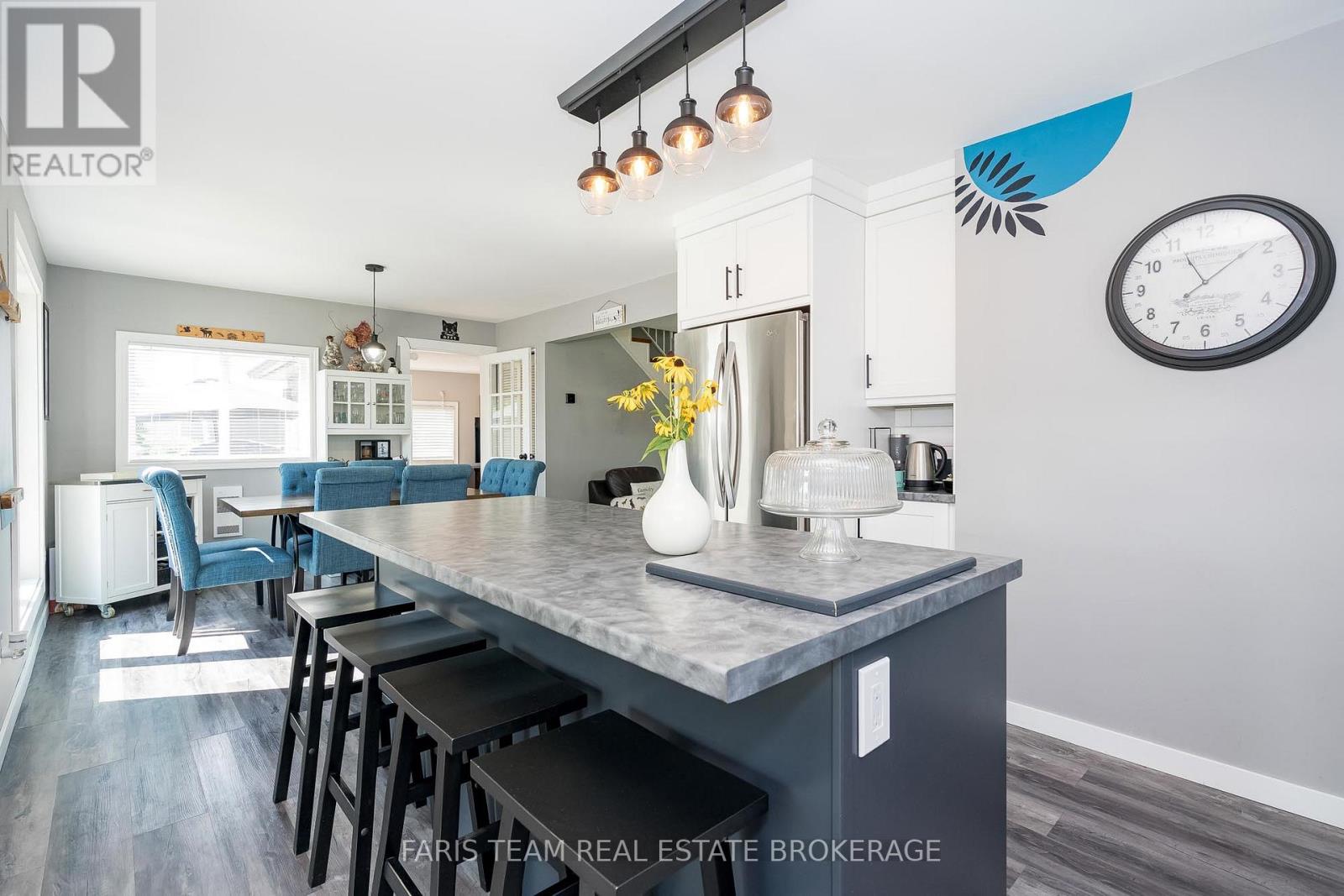 57 Port Severn Road N, Georgian Bay, Ontario  L0K 1S0 - Photo 11 - X12485197