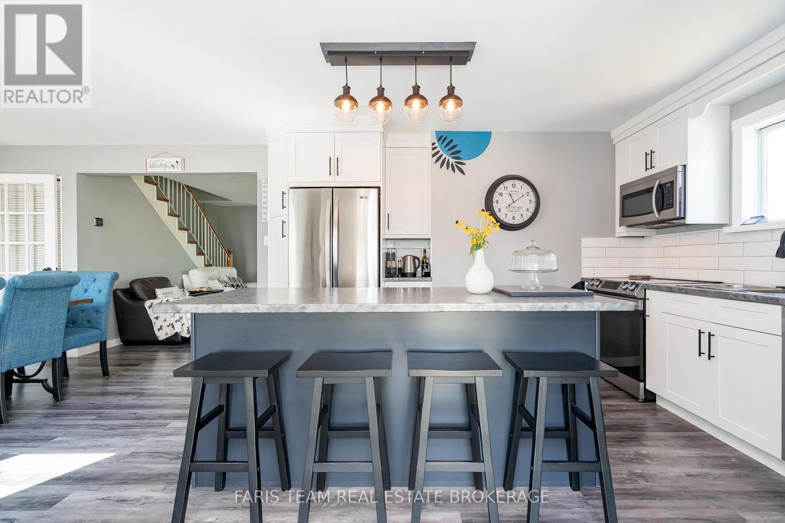 57 Port Severn Road N, Georgian Bay, Ontario  L0K 1S0 - Photo 12 - X12485197