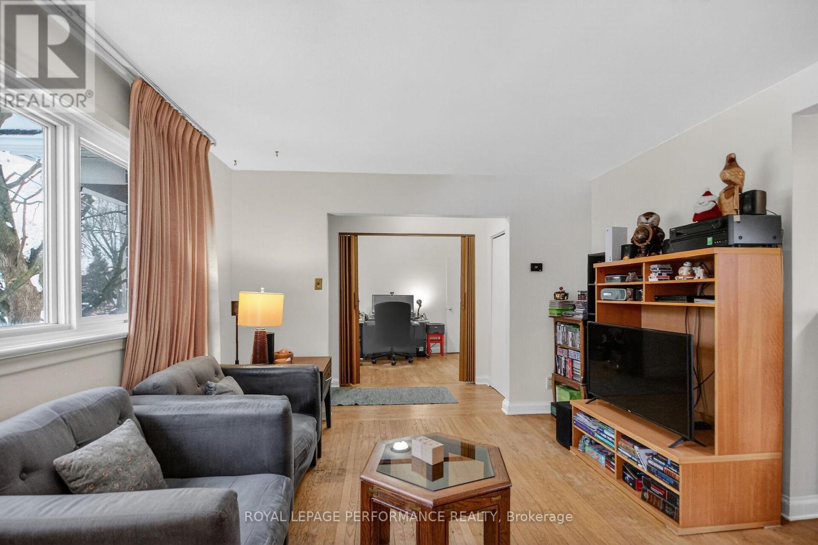 19 Mowat Street, Ottawa, Ontario  K1J 6R1 - Photo 12 - X12642668