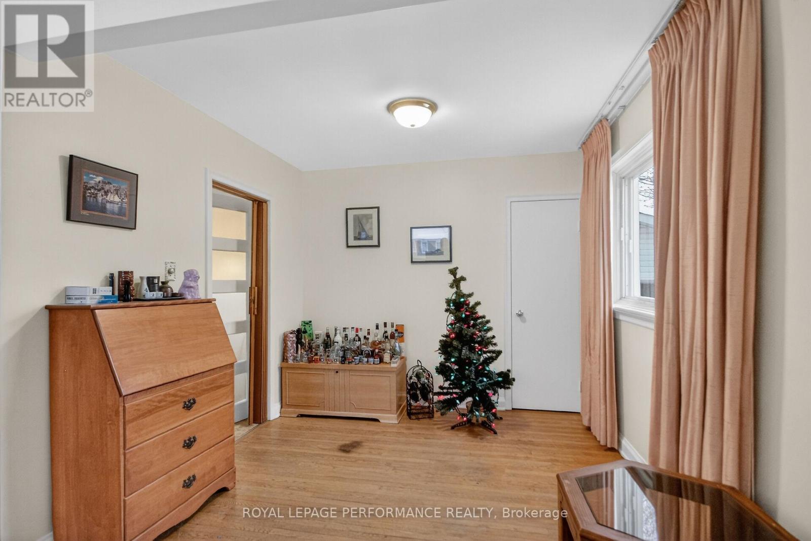 19 Mowat Street, Ottawa, Ontario  K1J 6R1 - Photo 14 - X12642668