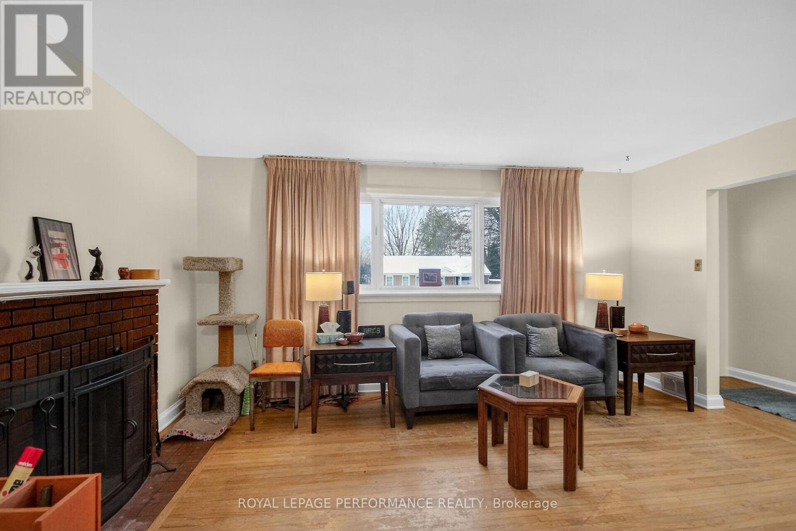 19 Mowat Street, Ottawa, Ontario  K1J 6R1 - Photo 9 - X12642668