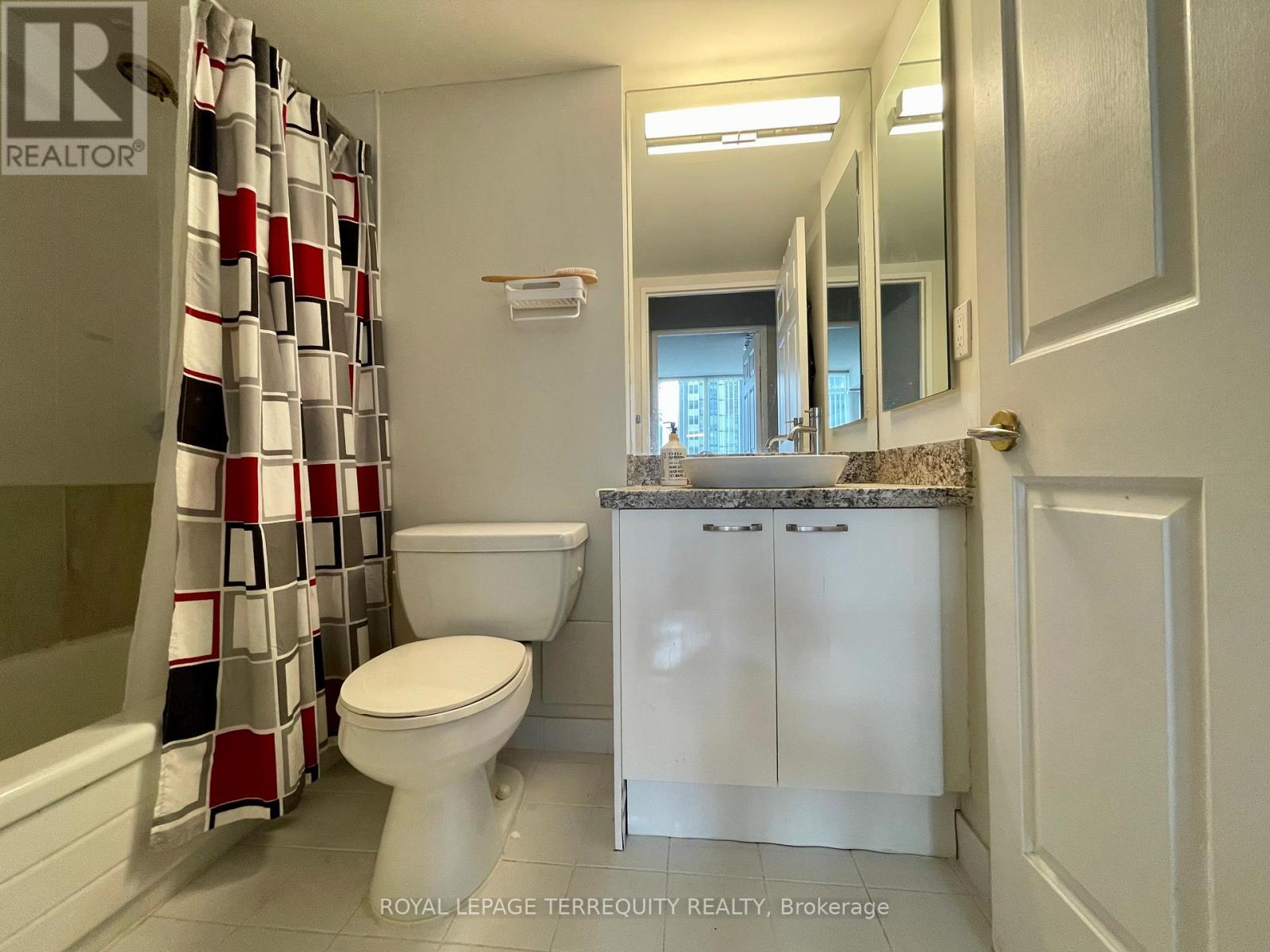 1009 - 30 Greenfield Avenue, Toronto, Ontario  M2N 6N3 - Photo 15 - C12596982