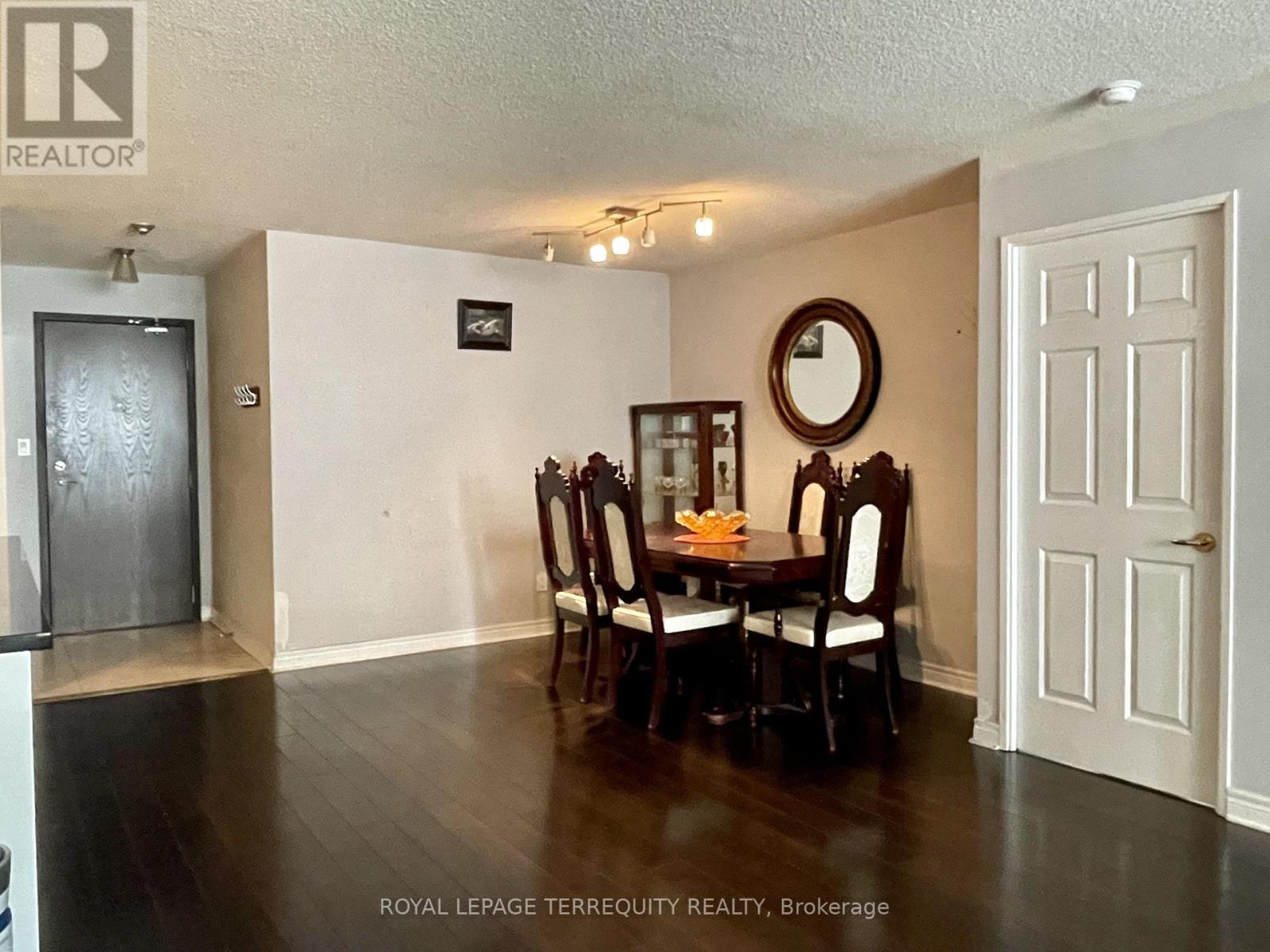 1009 - 30 Greenfield Avenue, Toronto, Ontario  M2N 6N3 - Photo 6 - C12596982