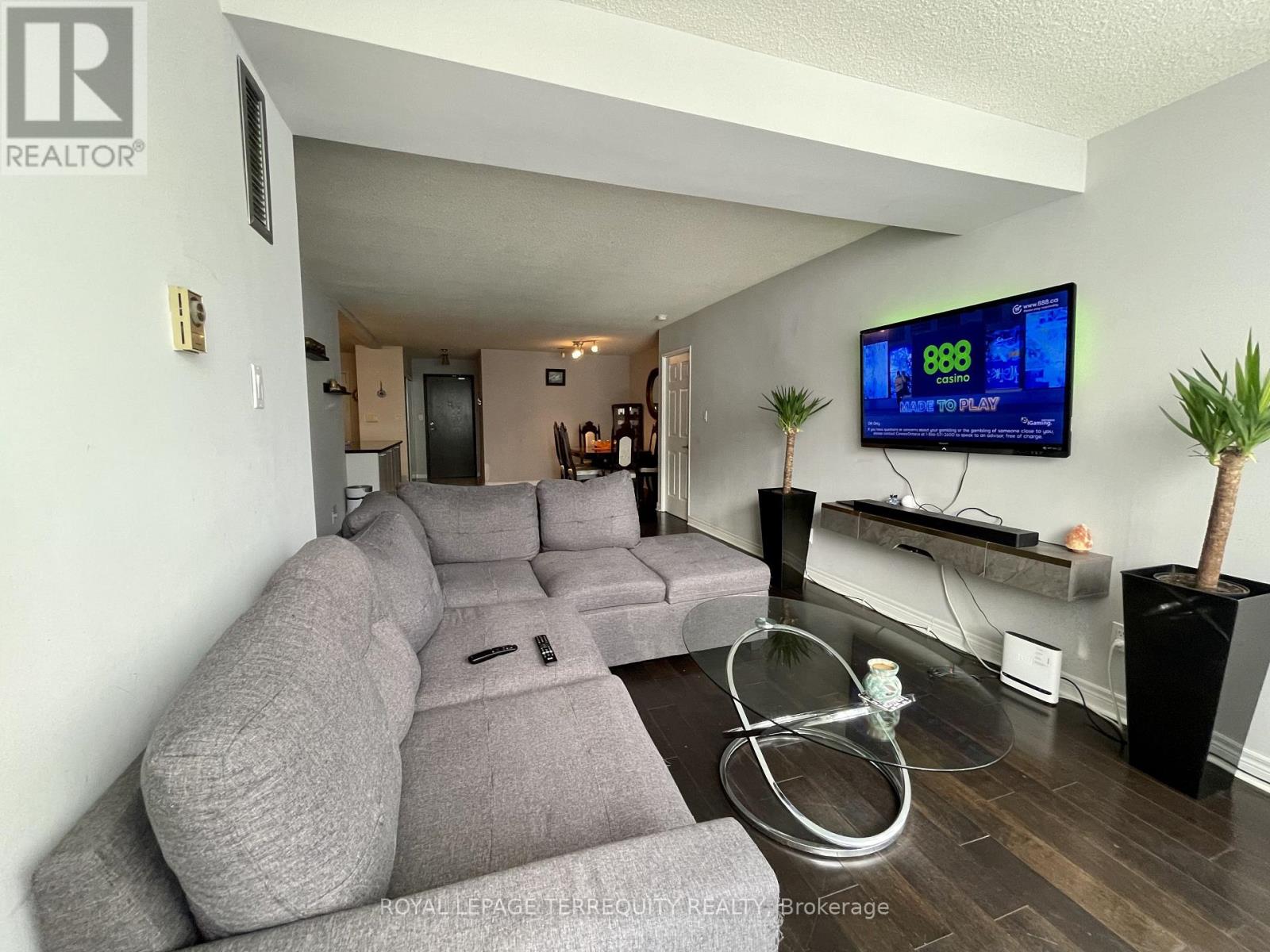 1009 - 30 Greenfield Avenue, Toronto, Ontario  M2N 6N3 - Photo 9 - C12596982