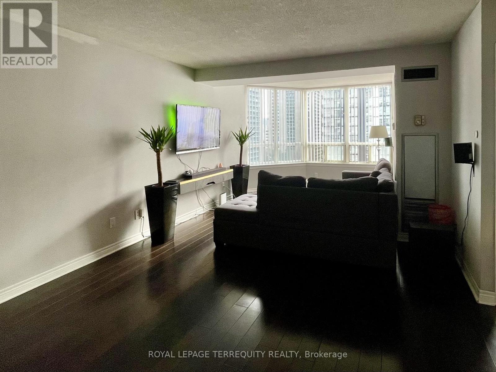 1009 - 30 Greenfield Avenue, Toronto, Ontario  M2N 6N3 - Photo 7 - C12596982