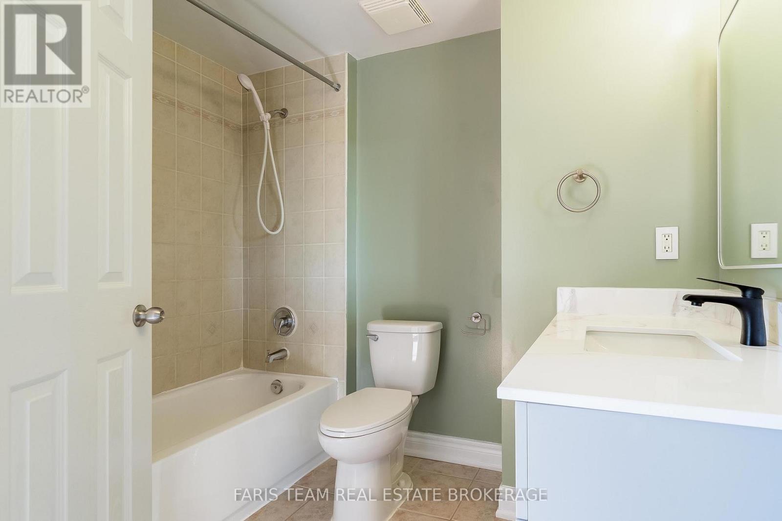 197 Dunsmore Lane, Barrie, Ontario  L4M 6Z8 - Photo 20 - S12577696