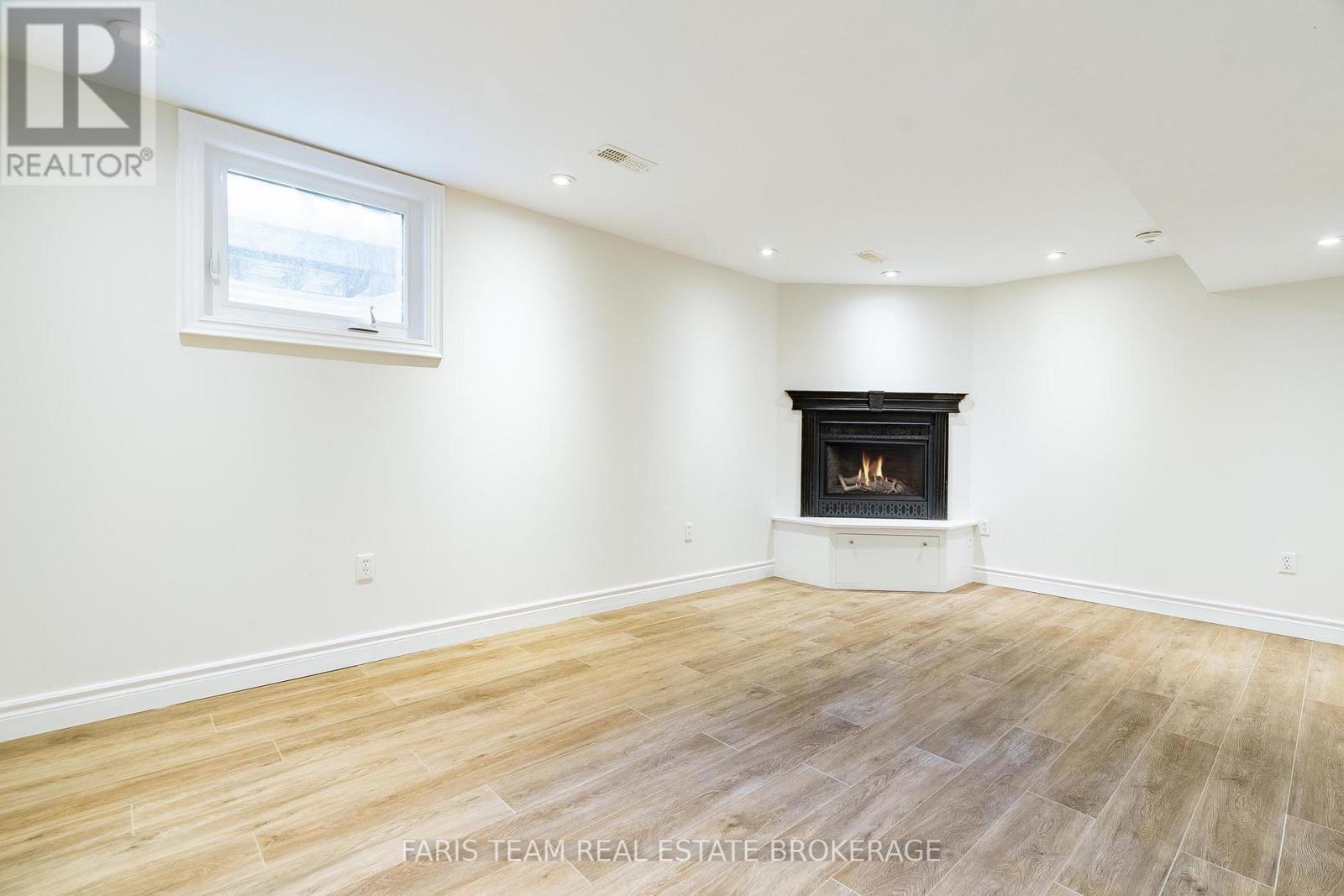 197 Dunsmore Lane, Barrie, Ontario  L4M 6Z8 - Photo 22 - S12577696