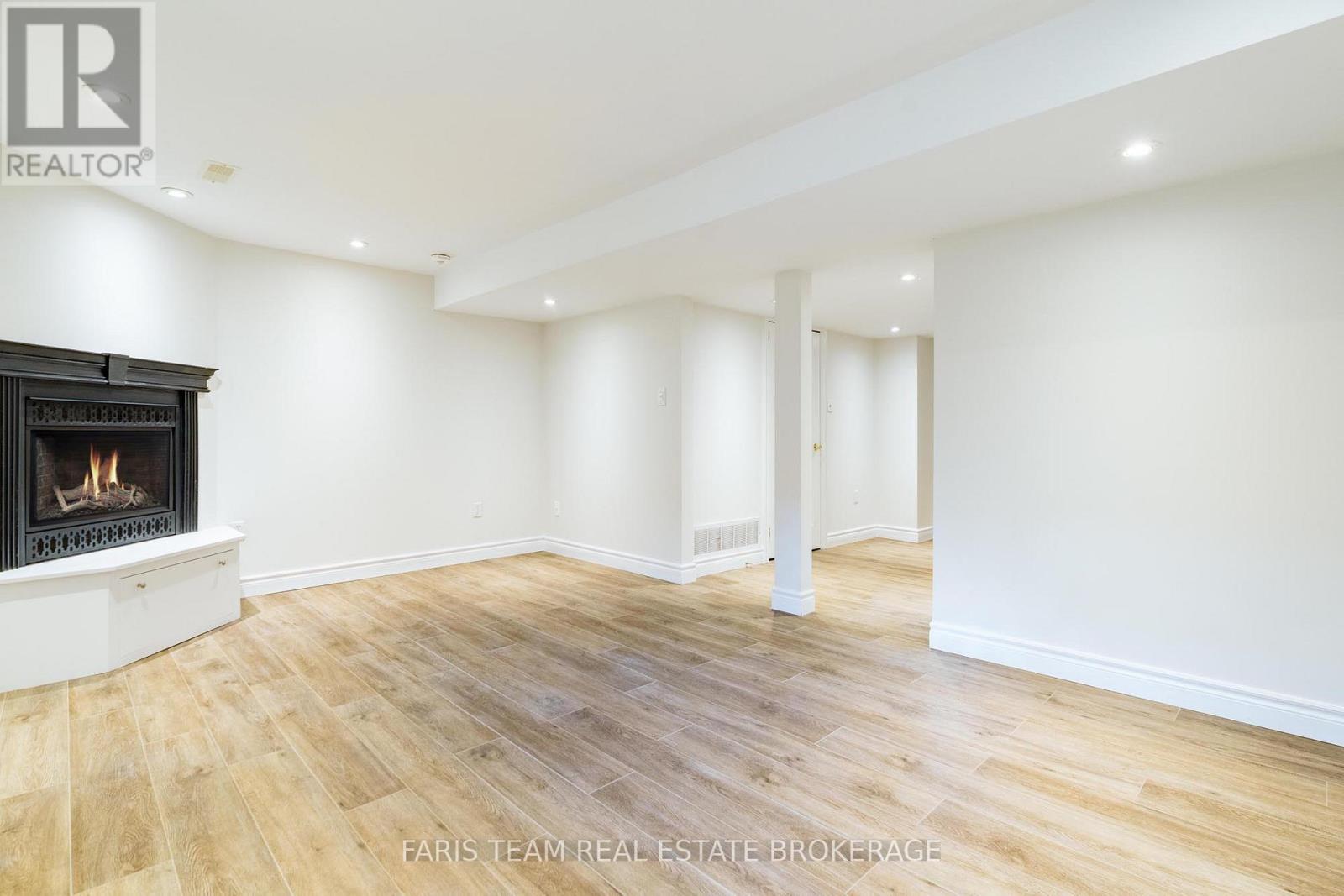 197 Dunsmore Lane, Barrie, Ontario  L4M 6Z8 - Photo 23 - S12577696