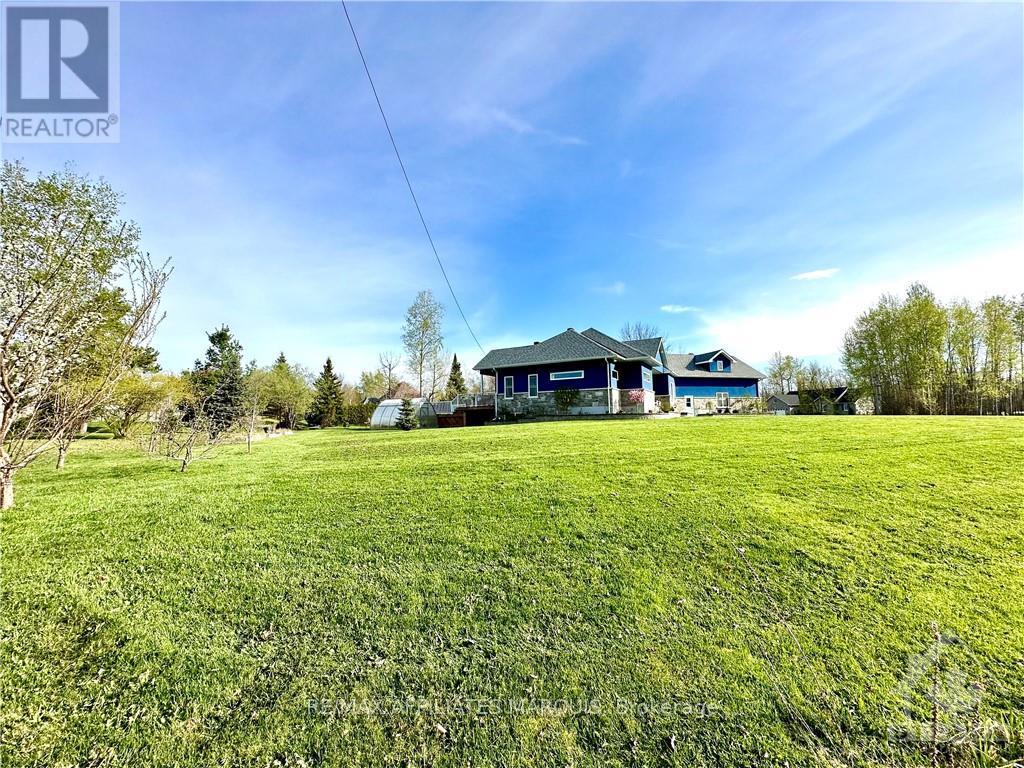 23 Tudor Circle, Rideau Lakes, Ontario  K0G 1L0 - Photo 35 - X12474552