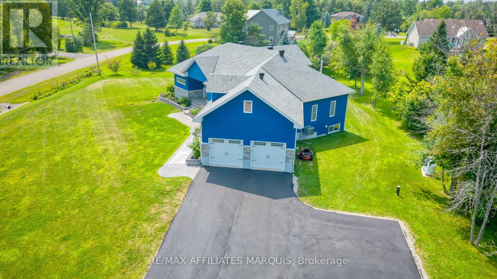 23 Tudor Circle, Rideau Lakes, Ontario  K0G 1L0 - Photo 4 - X12474552