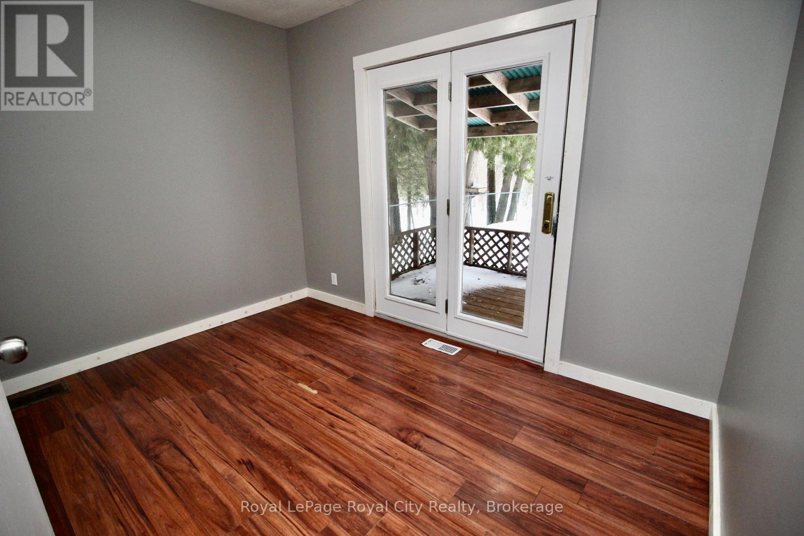 4616 6 Highway, Northern Bruce Peninsula, Ontario  N0H 1Z0 - Photo 11 - X12642652