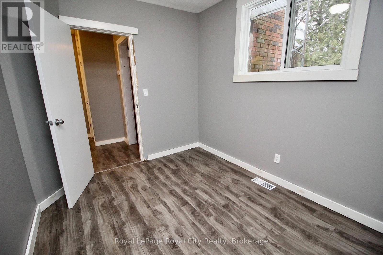 4616 6 Highway, Northern Bruce Peninsula, Ontario  N0H 1Z0 - Photo 19 - X12642652