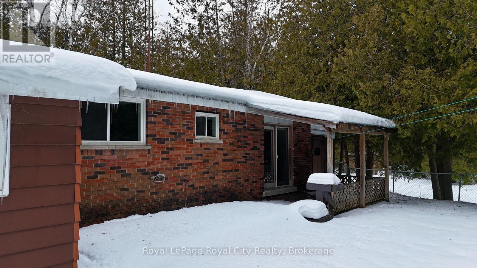 4616 6 Highway, Northern Bruce Peninsula, Ontario  N0H 1Z0 - Photo 26 - X12642652