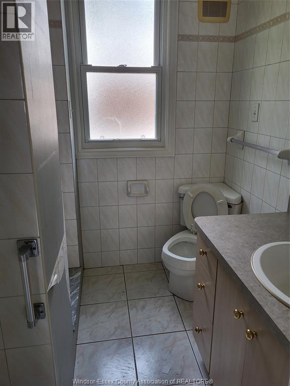 1665 Parent-Main Floor, Windsor, Ontario  N8X 4J9 - Photo 9 - 25031878