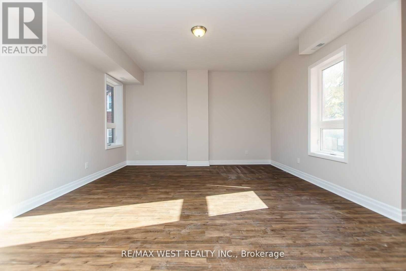 2nd Flr - 13 Grange Avenue, Toronto, Ontario  M5T 1C6 - Photo 10 - C12642622