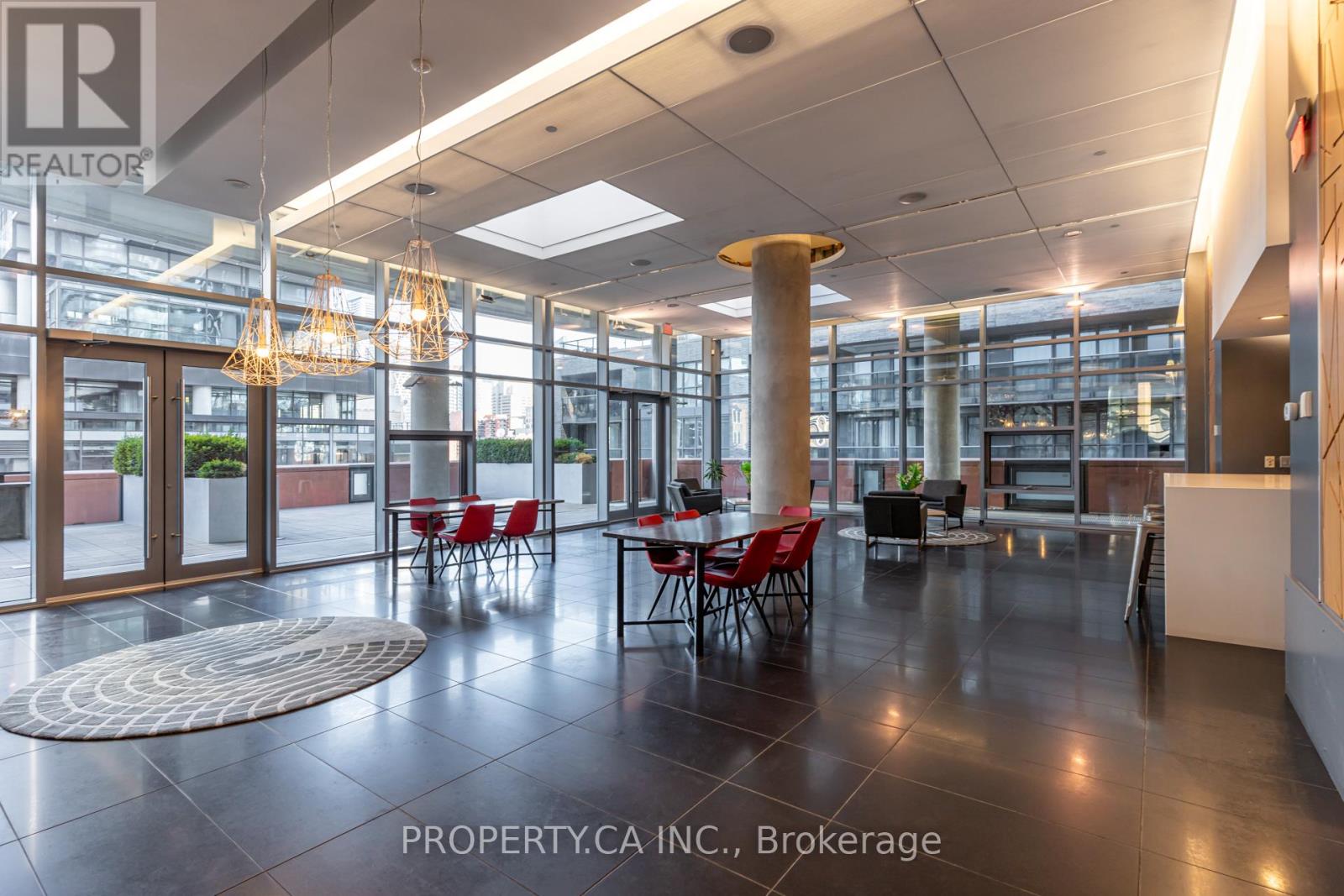 1908 - 21 Widmer Street, Toronto, Ontario  M5V 0B8 - Photo 21 - C12642626