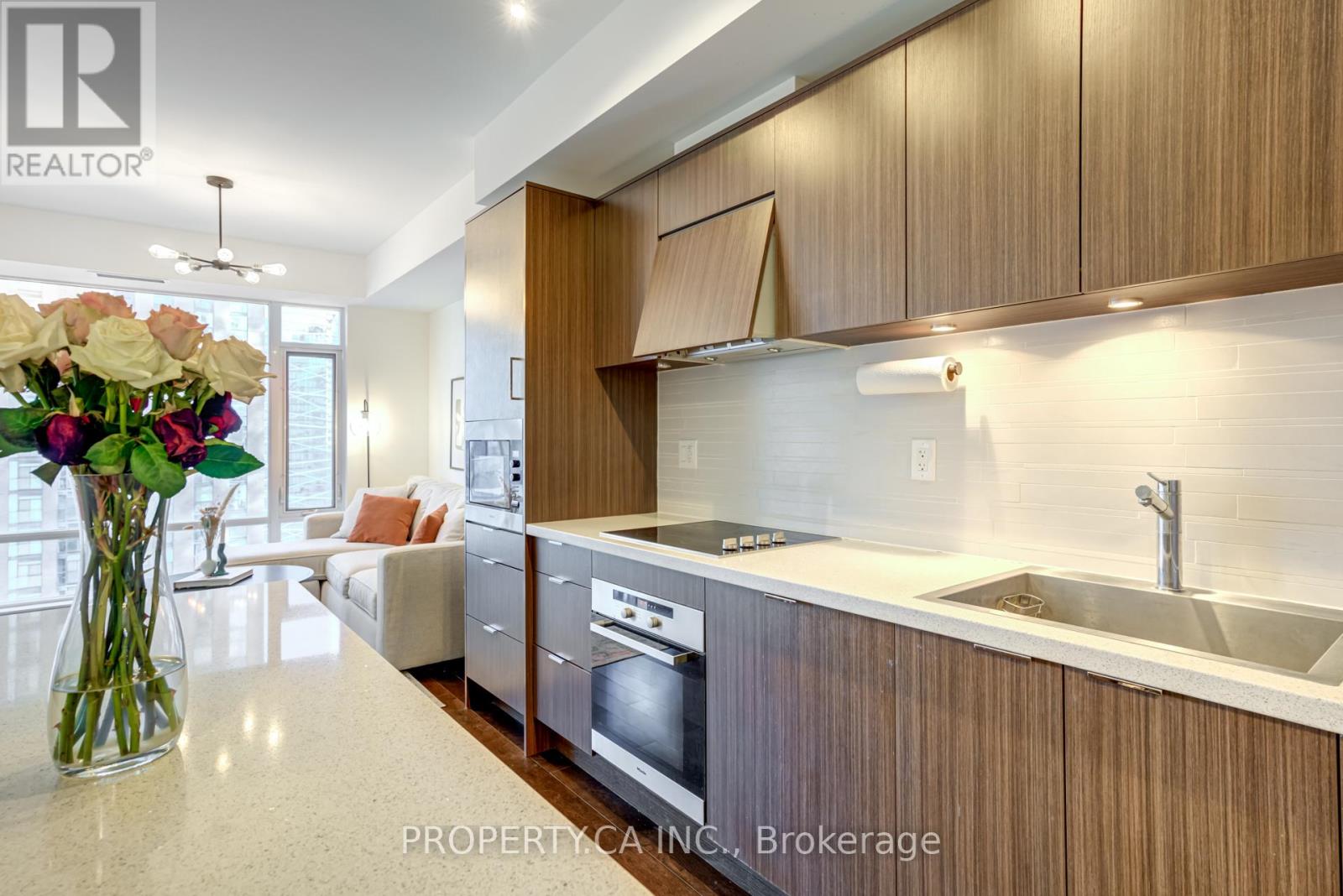 1908 - 21 Widmer Street, Toronto, Ontario  M5V 0B8 - Photo 3 - C12642626