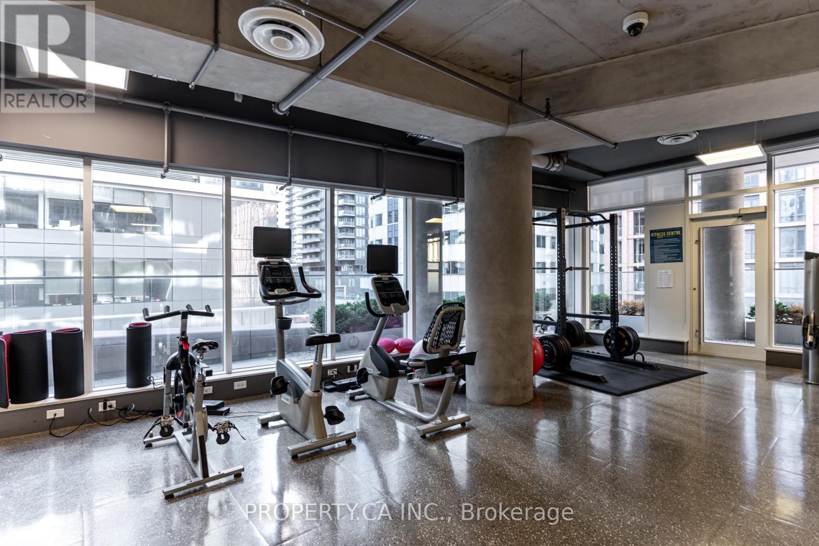 1908 - 21 Widmer Street, Toronto, Ontario  M5V 0B8 - Photo 32 - C12642626