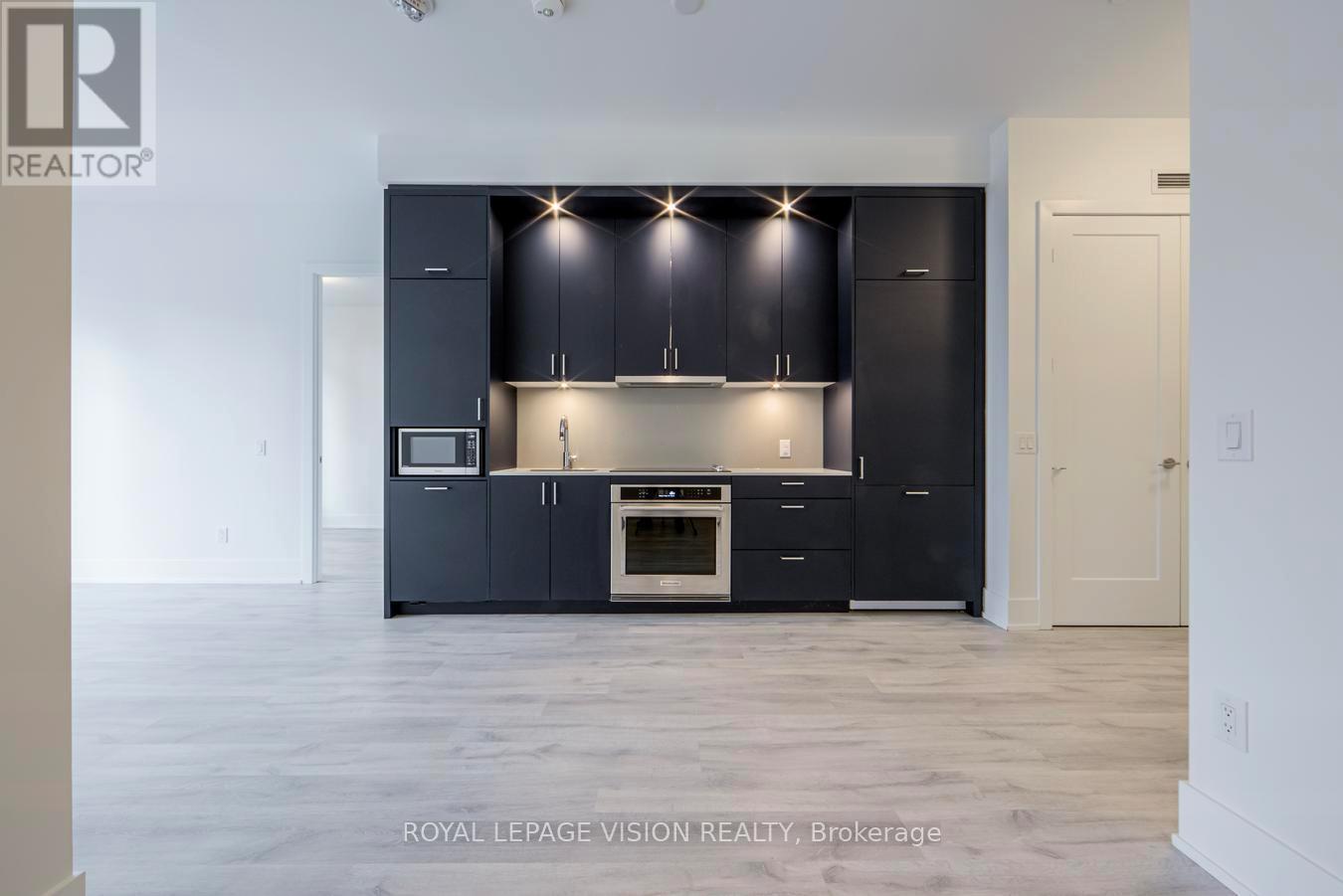 702 - 480 FRONT STREET W, Toronto, Ontario