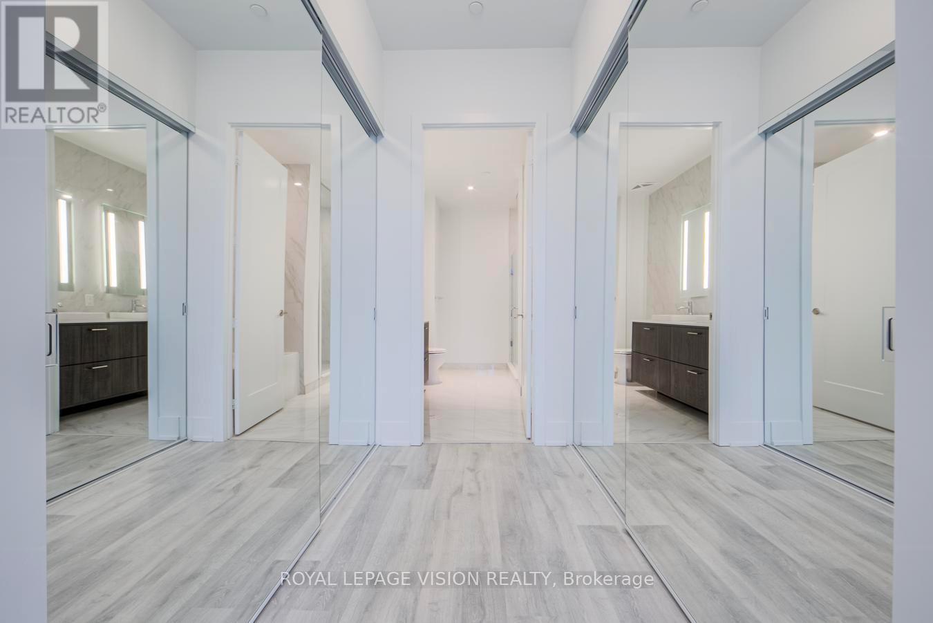 702 - 480 Front Street W, Toronto, Ontario  M5V 0V6 - Photo 25 - C12642630